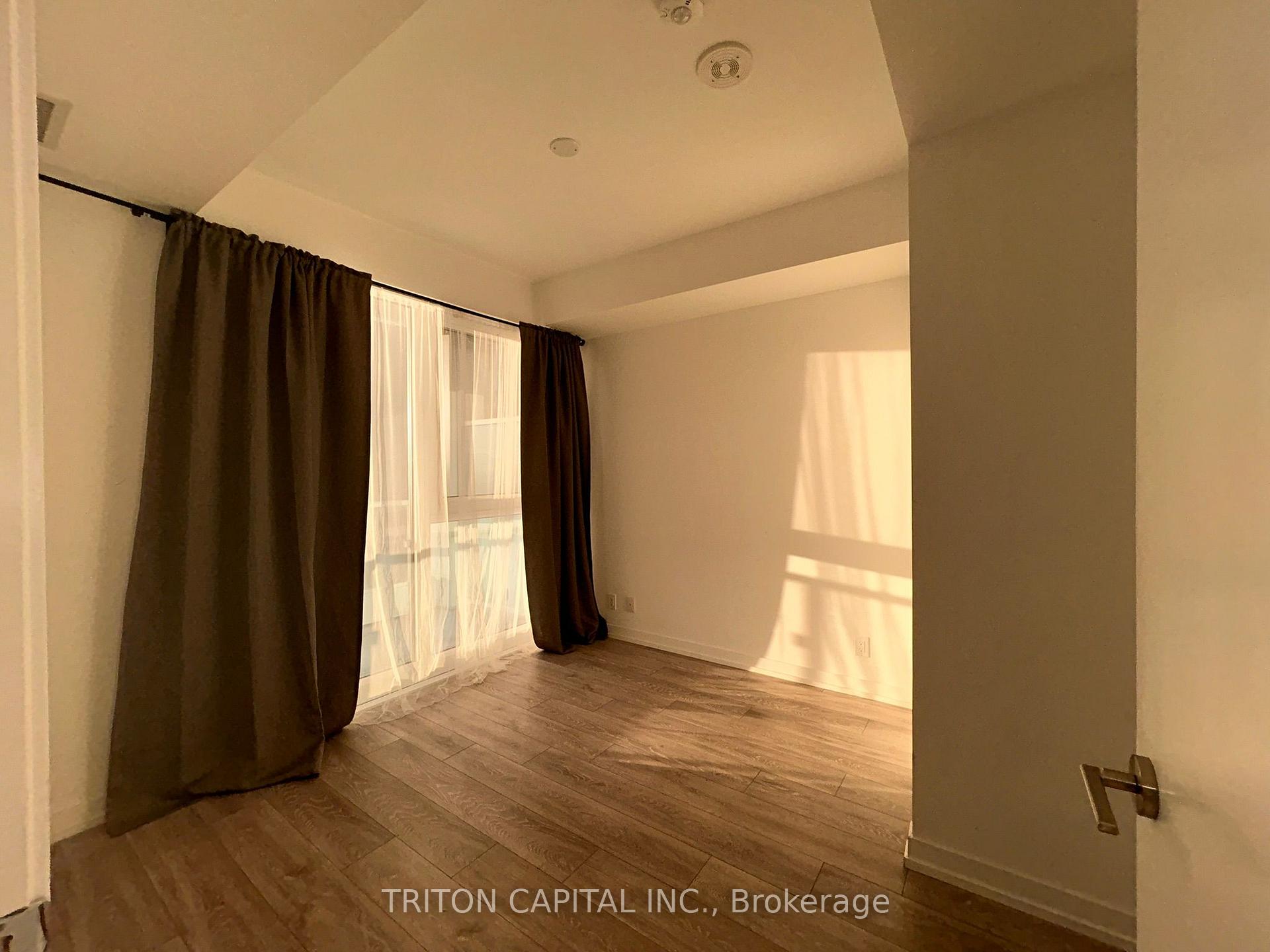Photo 7 of Unit 638, 2020 Bathurst Street, Toronto, Humewood-Cedarvale — HOMEH
