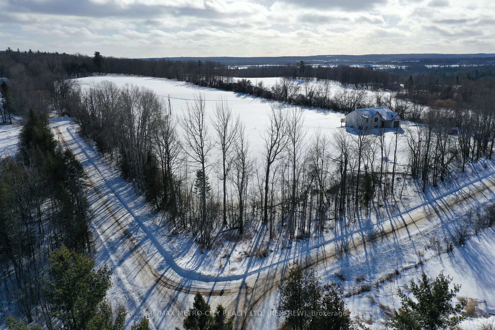 Photo 18 of Tinswood Road, Horton, Horton Twp — HOMEH