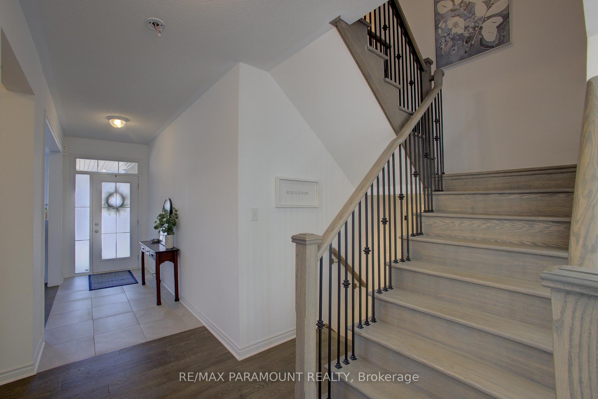 Photo 10 of 30 Kirby Avenue, Collingwood — HOMEH