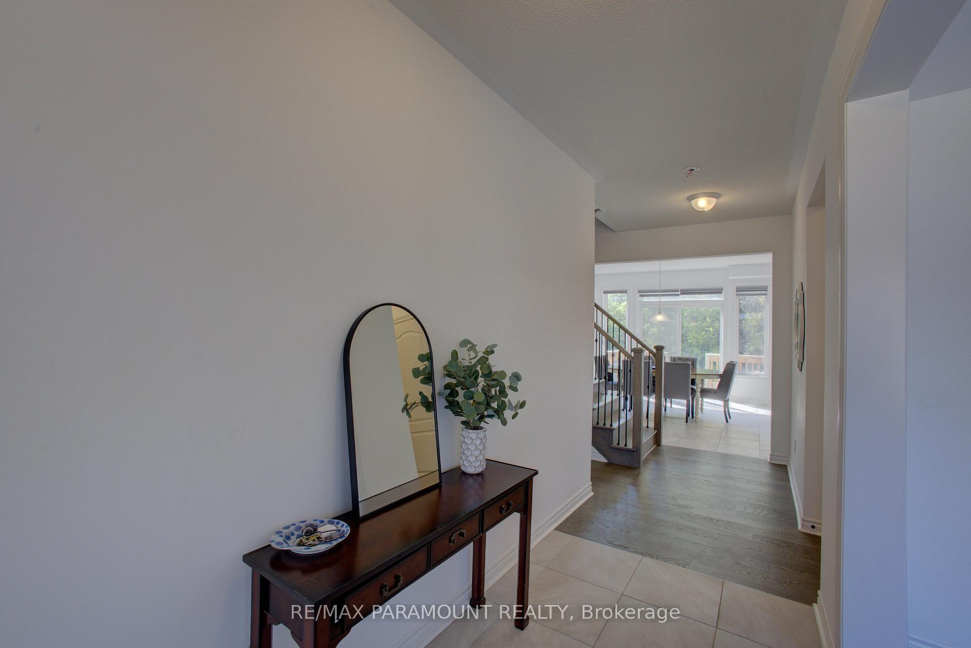 Photo 11 of 30 Kirby Avenue, Collingwood — HOMEH
