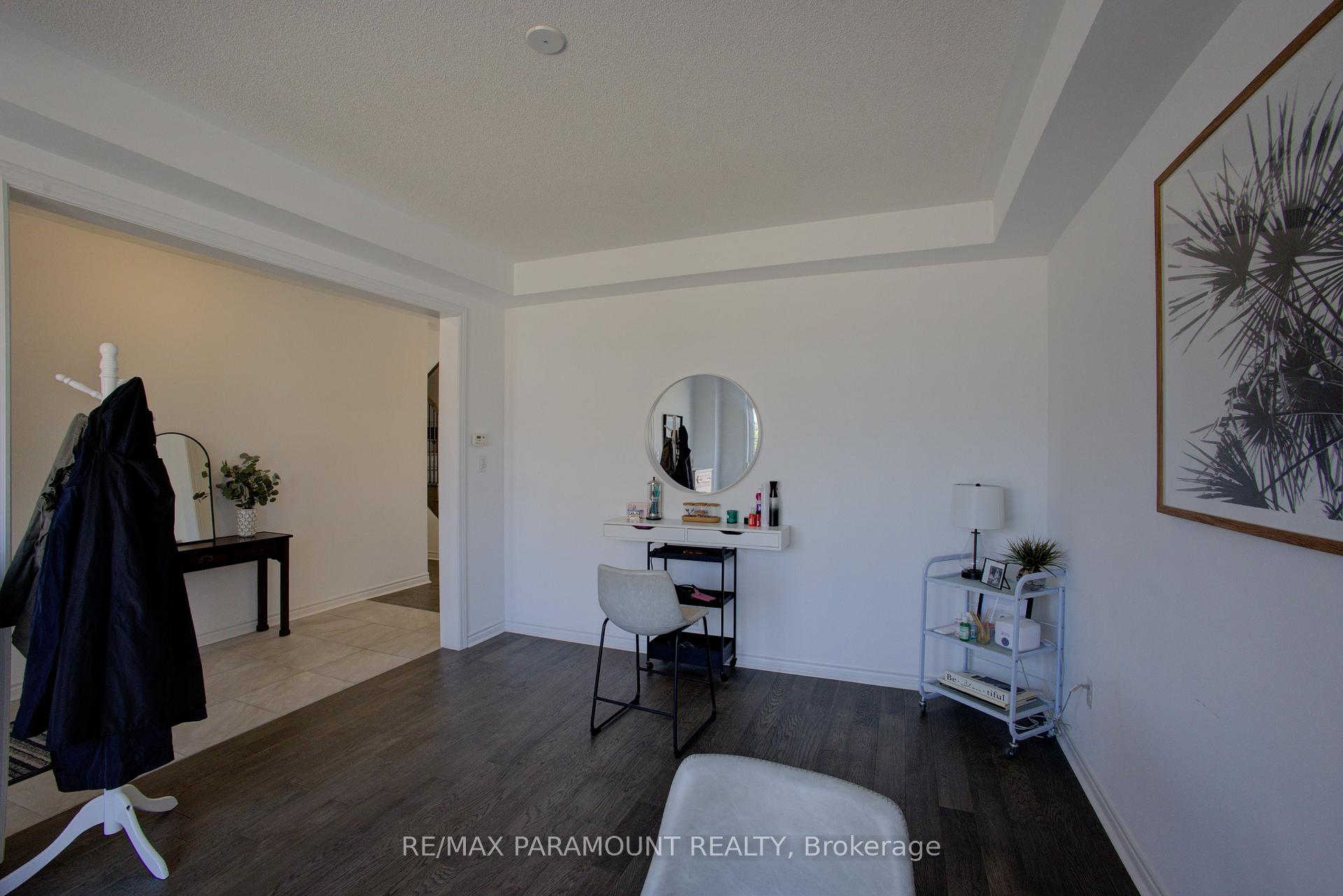 Photo 13 of 30 Kirby Avenue, Collingwood — HOMEH