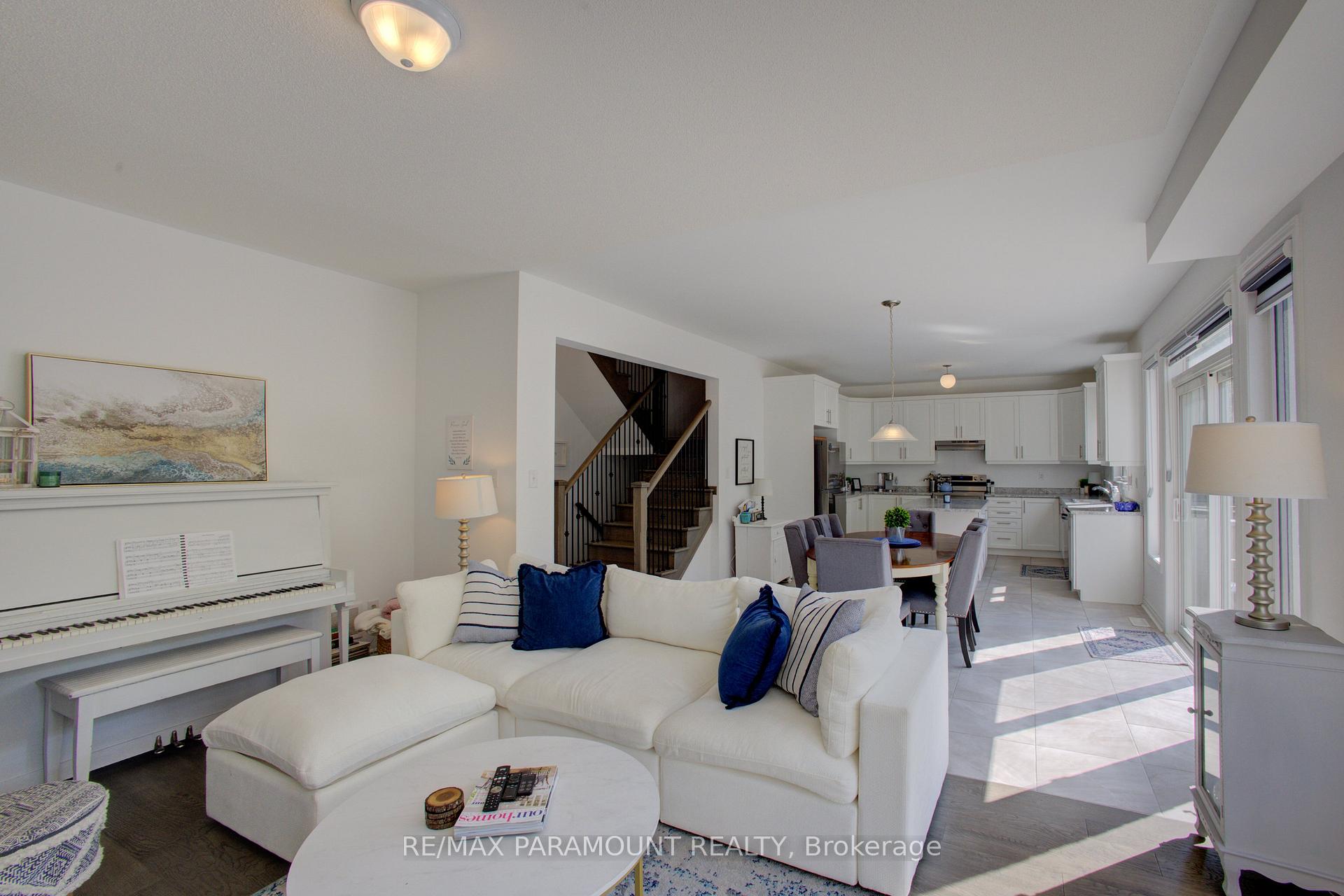 Photo 20 of 30 Kirby Avenue, Collingwood — HOMEH