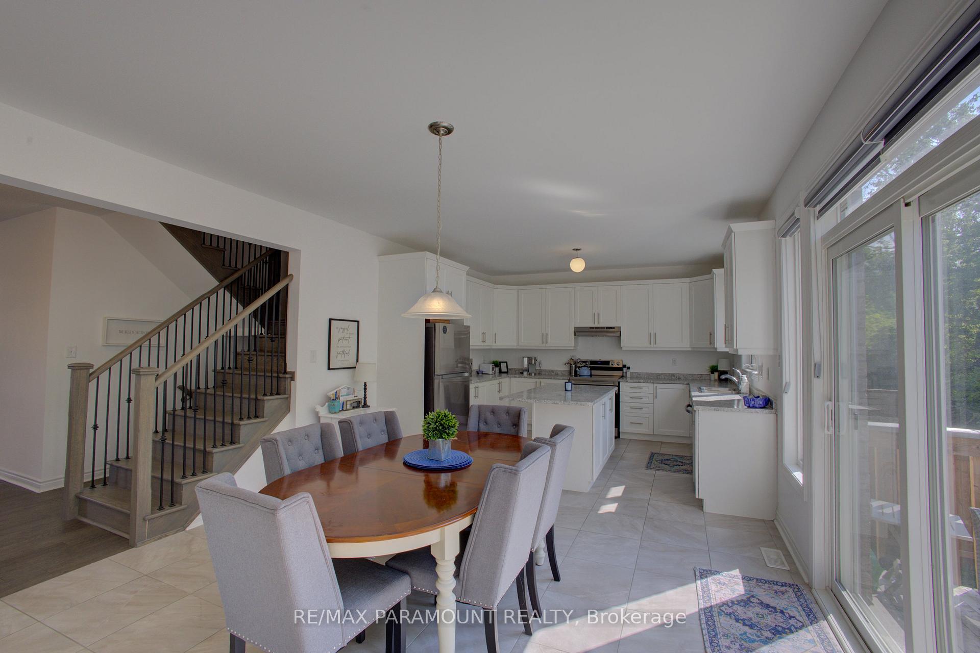 Photo 22 of 30 Kirby Avenue, Collingwood — HOMEH