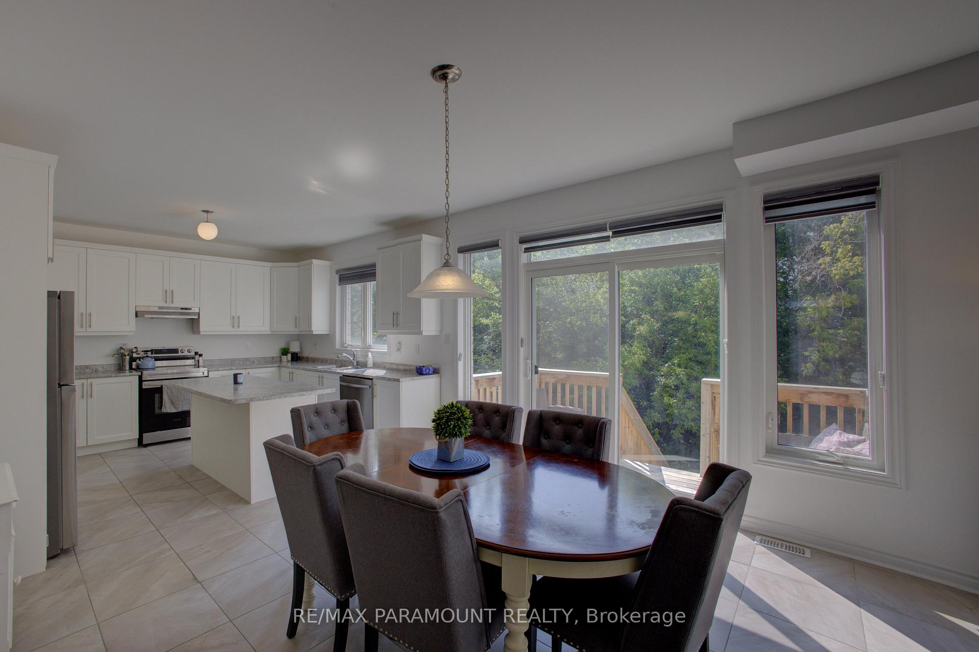 Photo 23 of 30 Kirby Avenue, Collingwood — HOMEH