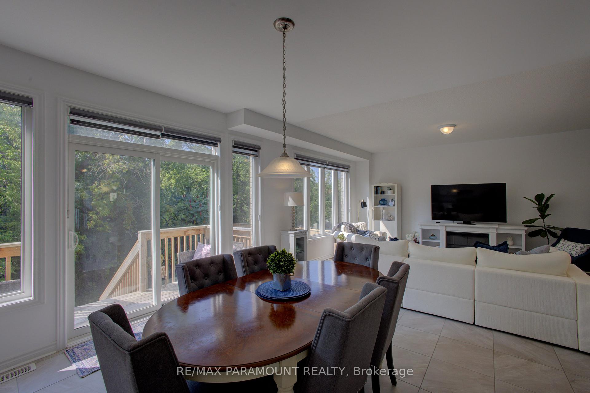 Photo 24 of 30 Kirby Avenue, Collingwood — HOMEH