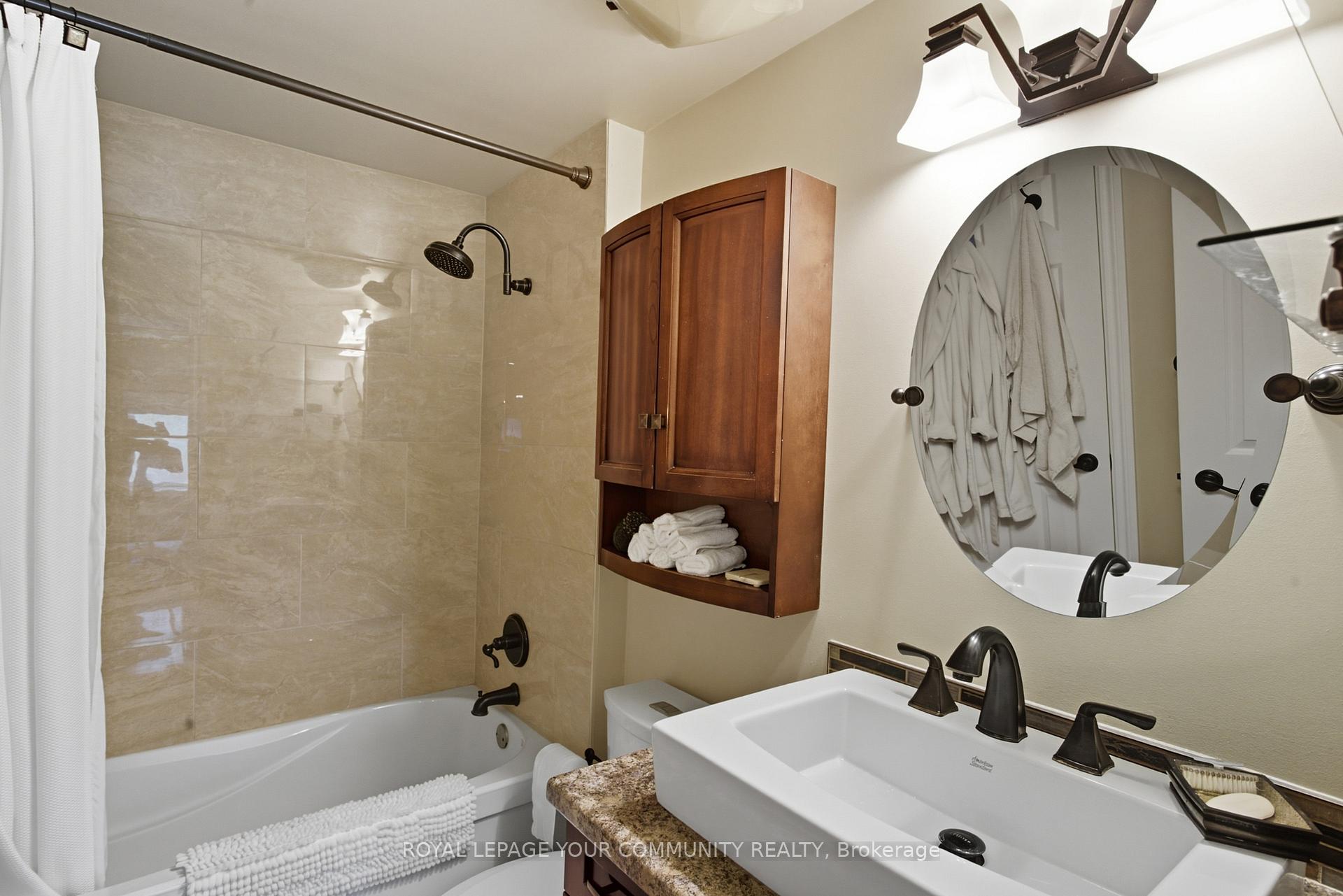 Photo 16 of 431 Ferndale Drive S, Barrie, Ardagh — HOMEH