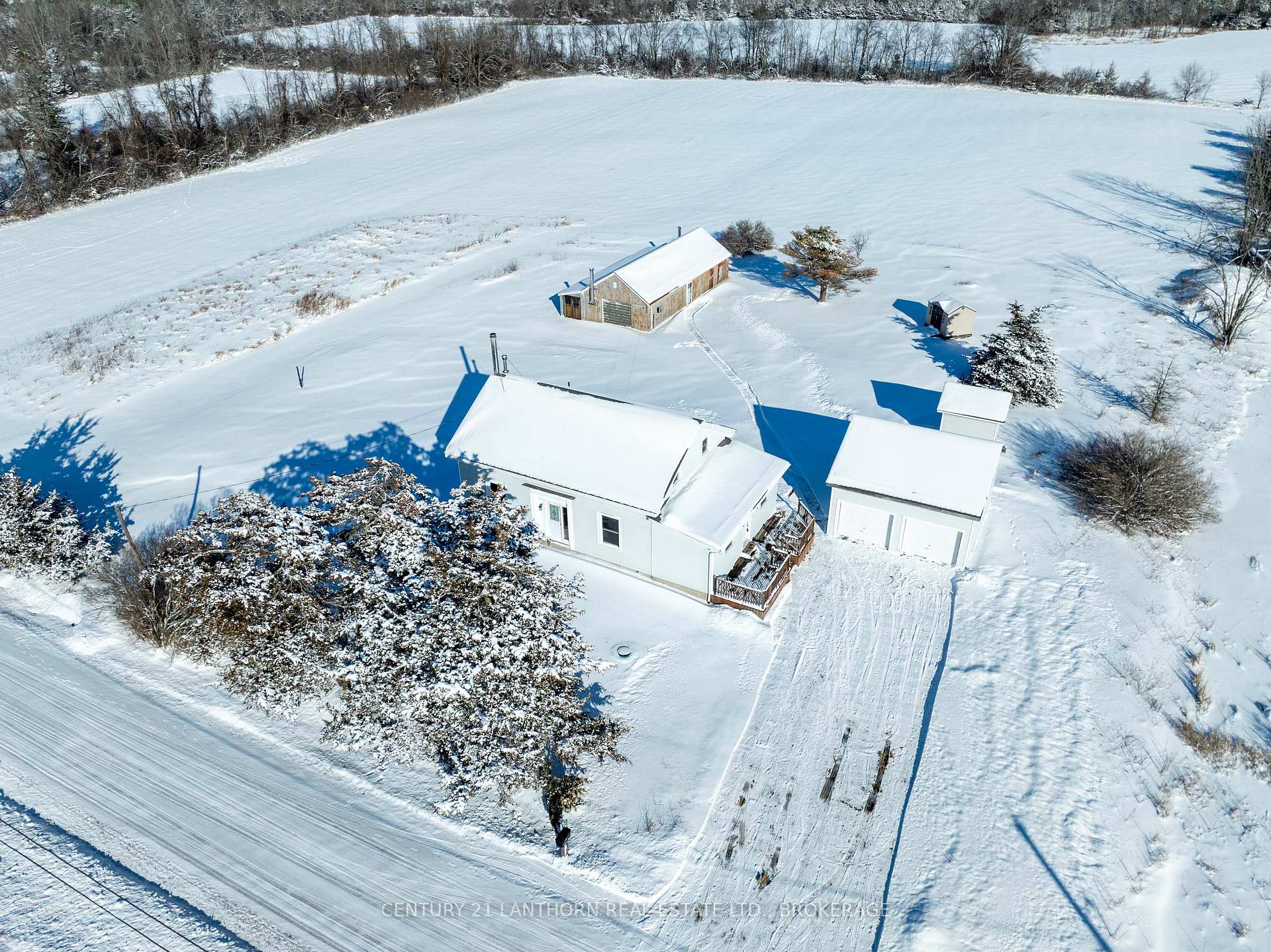 Photo 2 of 1485 Rose Road, Loyalist, Lennox and Addington - South — HOMEH
