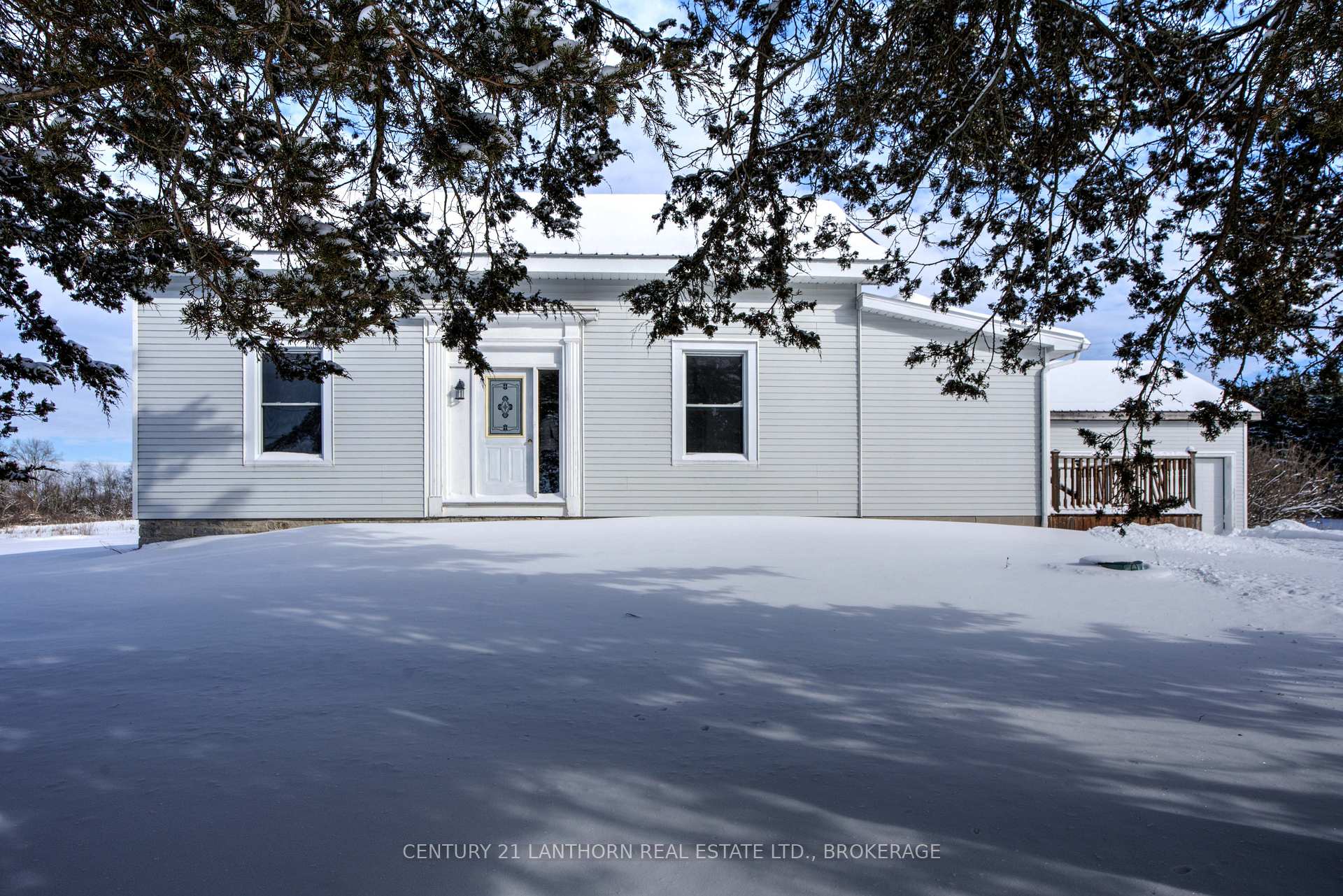 Photo 10 of 1485 Rose Road, Loyalist, Lennox and Addington - South — HOMEH