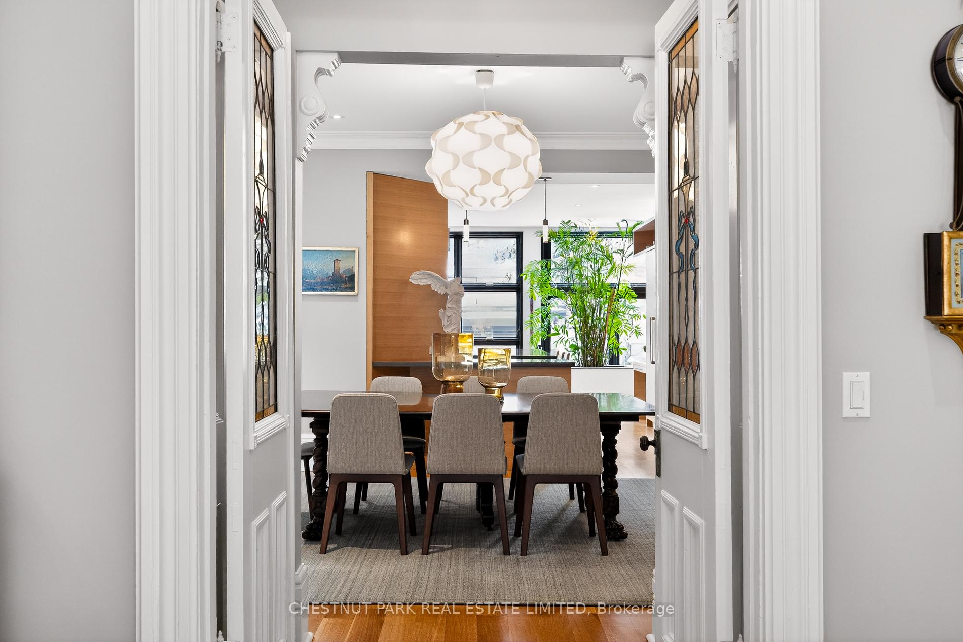 Photo 13 of 77 Borden Street, Toronto, University — HOMEH