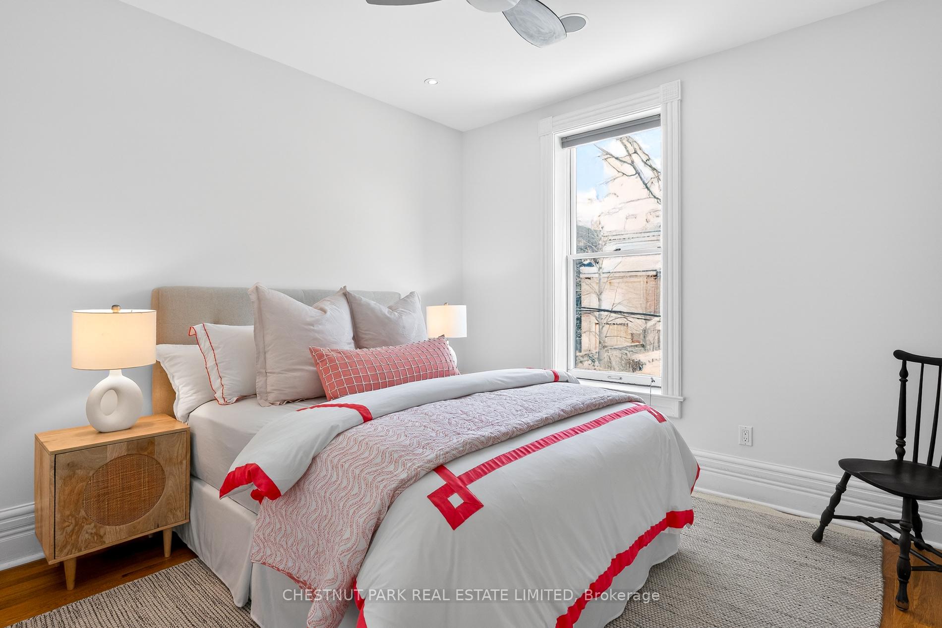 Photo 7 of 77 Borden Street, Toronto, University — HOMEH