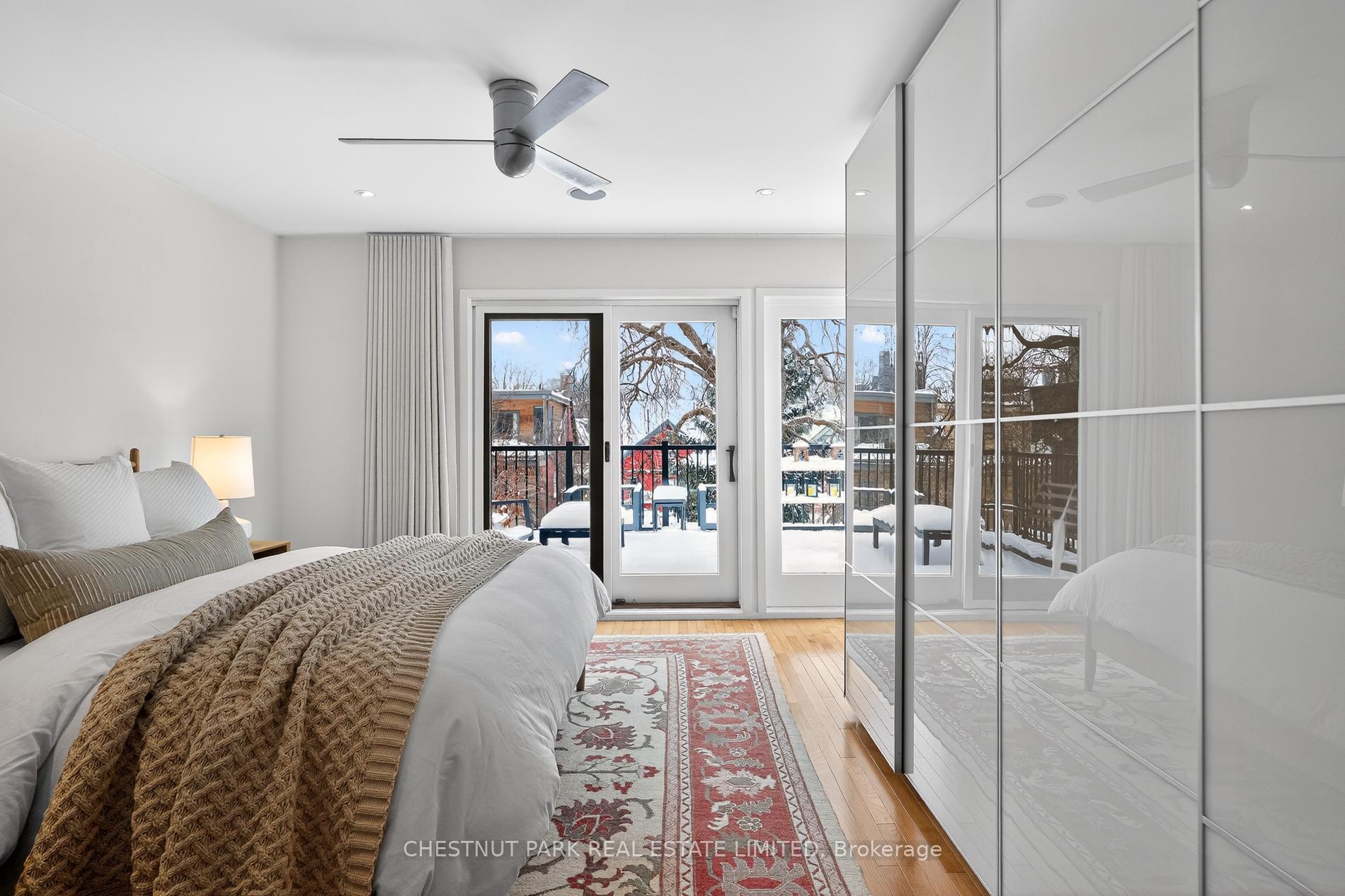 Photo 43 of 77 Borden Street, Toronto, University — HOMEH