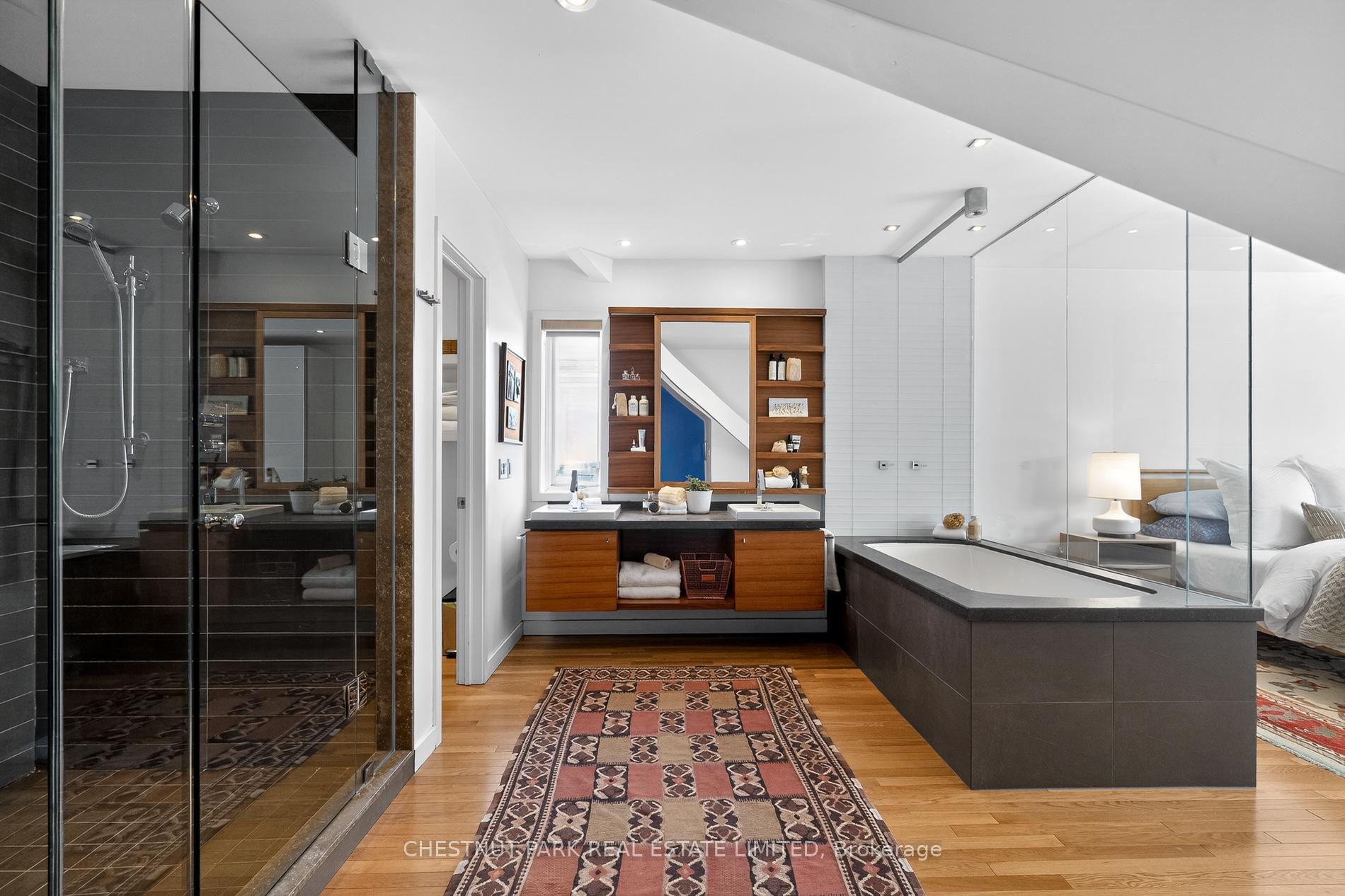 Photo 44 of 77 Borden Street, Toronto, University — HOMEH