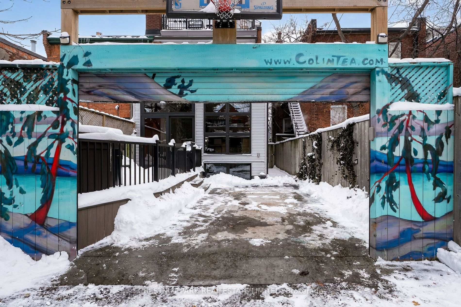 Photo 42 of 77 Borden Street, Toronto, University — HOMEH