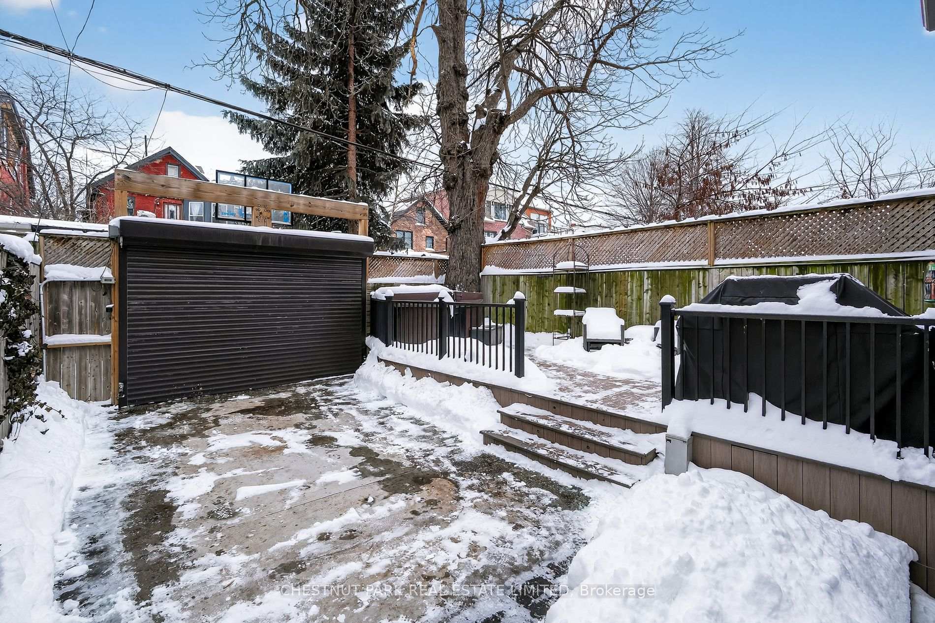 Photo 40 of 77 Borden Street, Toronto, University — HOMEH
