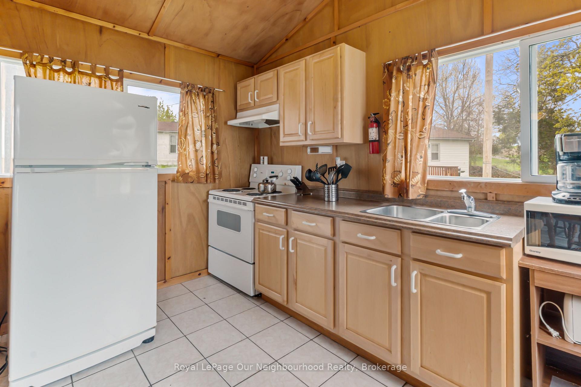 Photo 8 of 10 Richardson Road, Prince Edward County, Picton — HOMEH