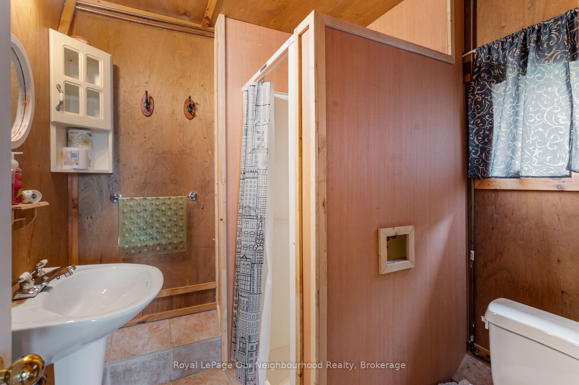 Photo 19 of 10 Richardson Road, Prince Edward County, Picton — HOMEH