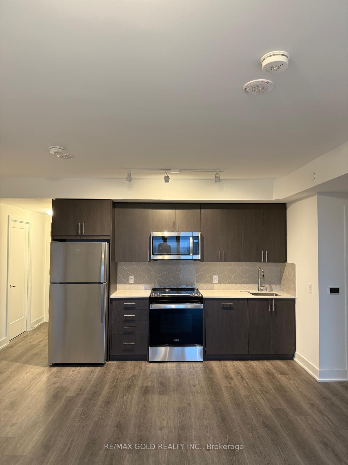 Photo 4 of Unit 1206, 2545 Simcoe Street N, Oshawa, Windfields — HOMEH