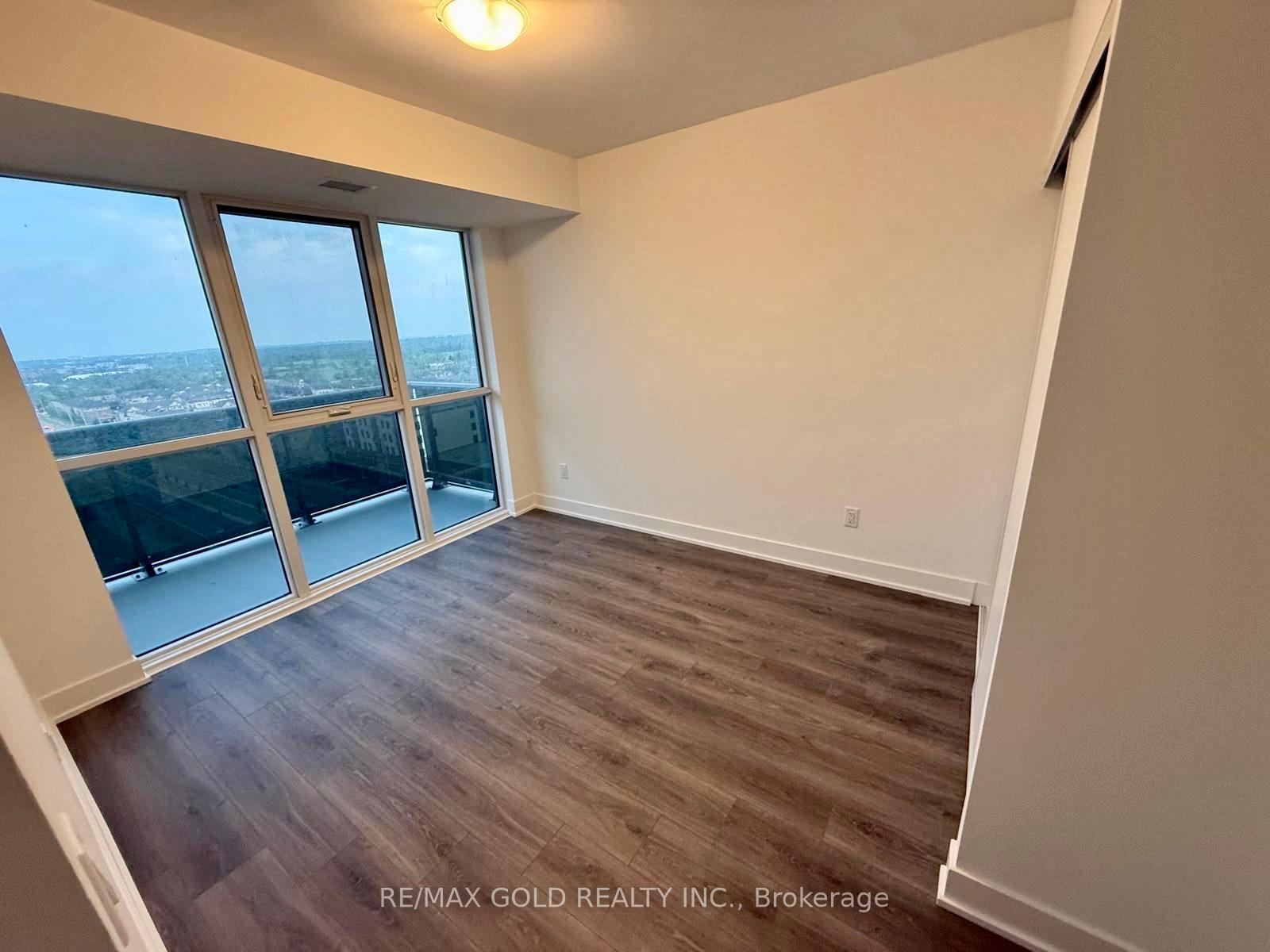 Photo 3 of Unit 1206, 2545 Simcoe Street N, Oshawa, Windfields — HOMEH