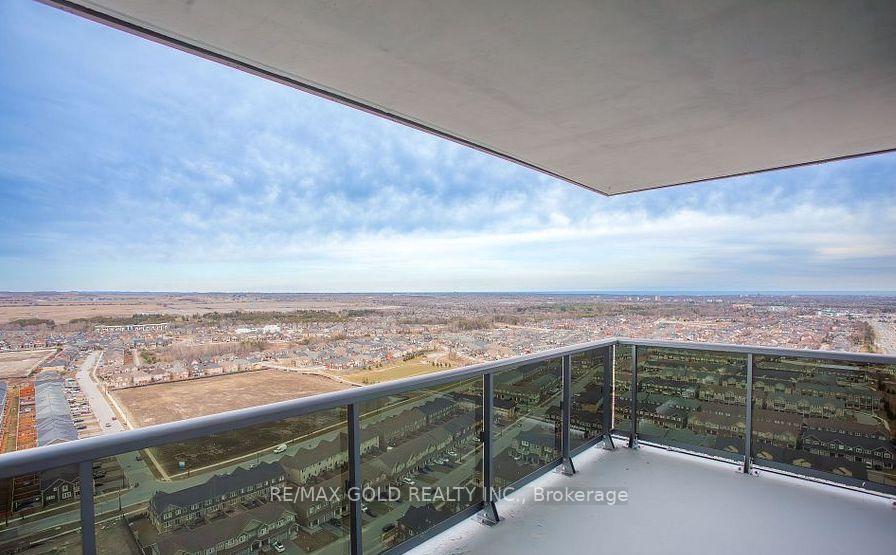 Photo 7 of Unit 1206, 2545 Simcoe Street N, Oshawa, Windfields — HOMEH