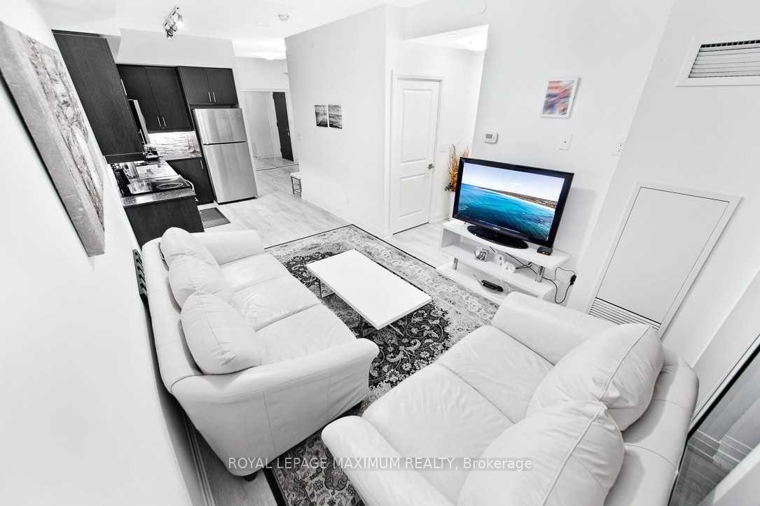 Photo 6 of Unit 2112, 3600 Highway 7 Road, Vaughan, Vaughan Corporate Centre — HOMEH