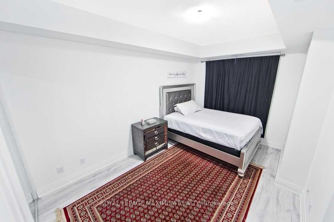 Photo 11 of Unit 2112, 3600 Highway 7 Road, Vaughan, Vaughan Corporate Centre — HOMEH