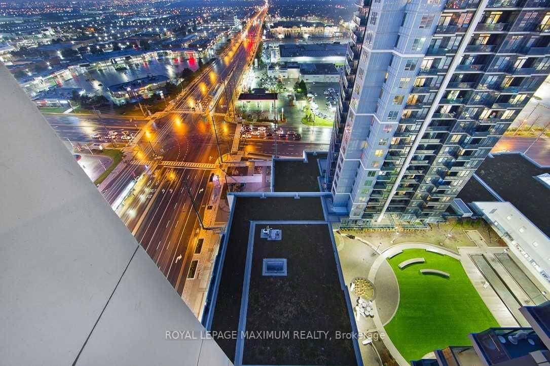 Photo 10 of Unit 2112, 3600 Highway 7 Road, Vaughan, Vaughan Corporate Centre — HOMEH