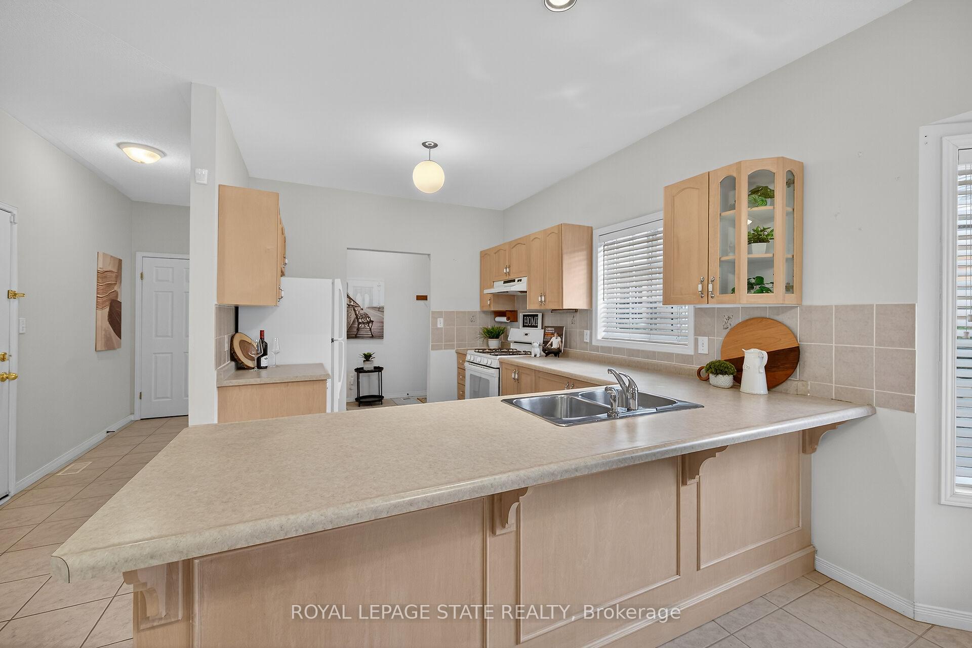 Photo 5 of Unit 33, 213 Nash Road S, Hamilton, Greenford — HOMEH