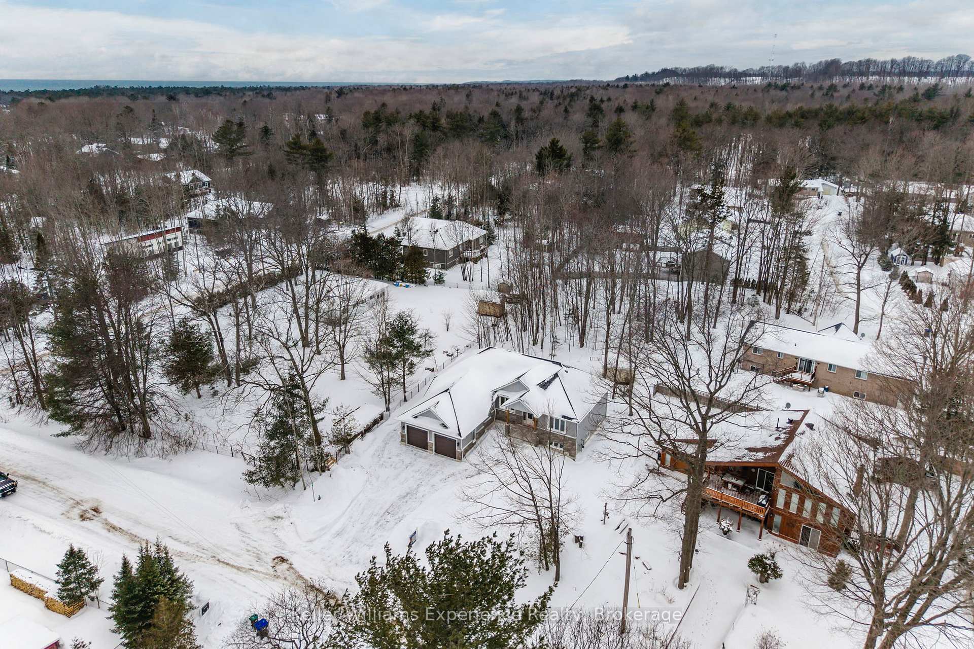 Photo 14 of 62 Rue Vanier, Tiny, Rural Tiny — HOMEH