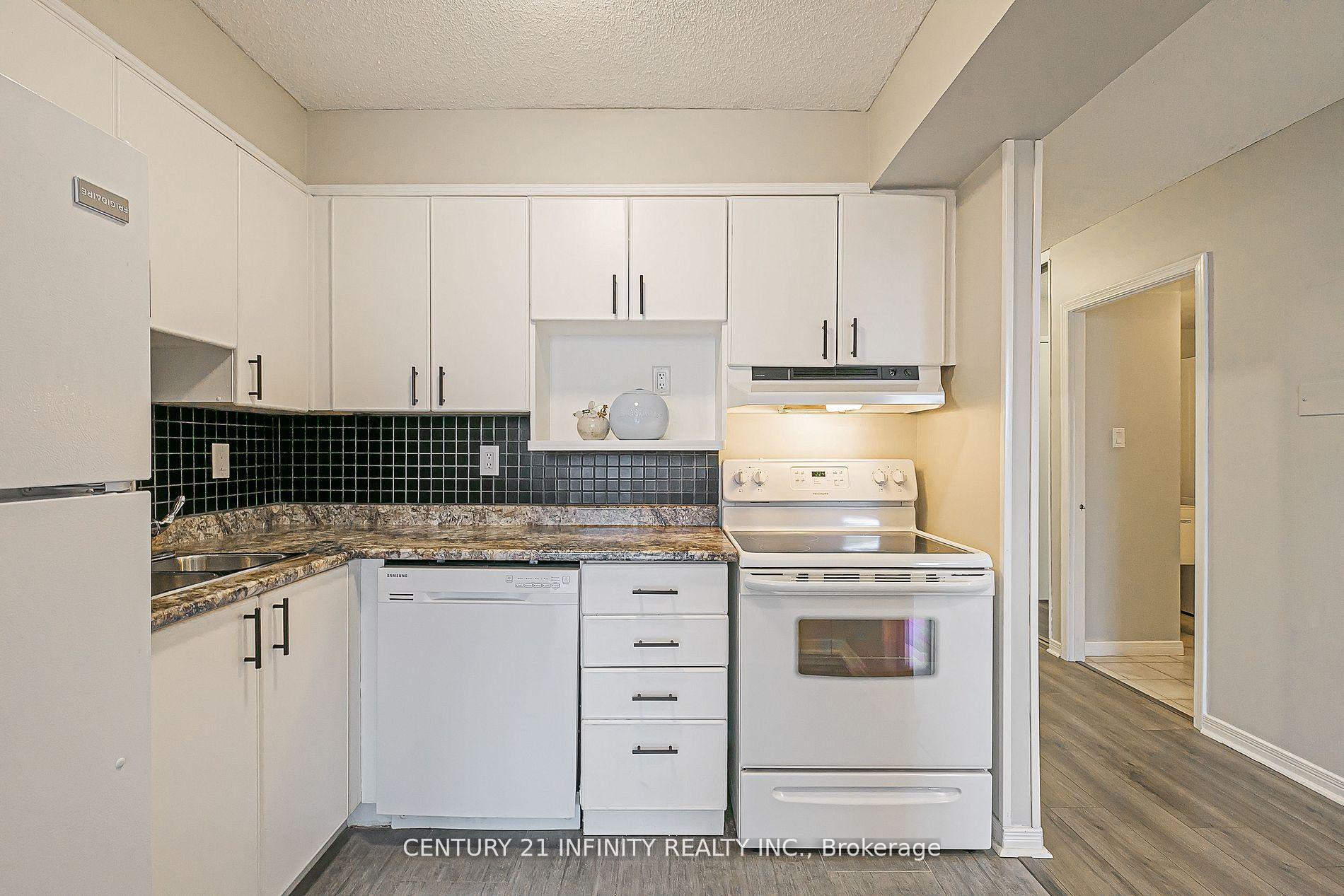 Photo 6 of Unit 306, 80 Athol Street E, Oshawa, Central — HOMEH