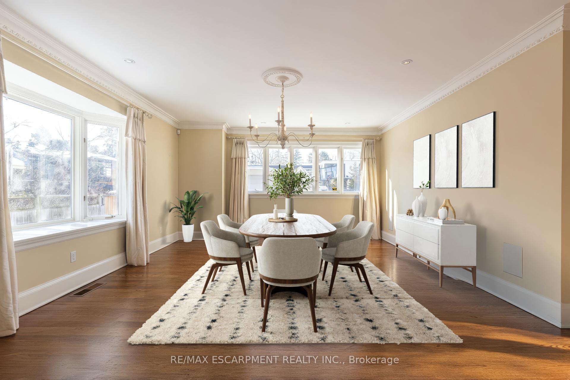 Photo 9 of 184 Chartwell Road, Oakville, Old Oakville — HOMEH