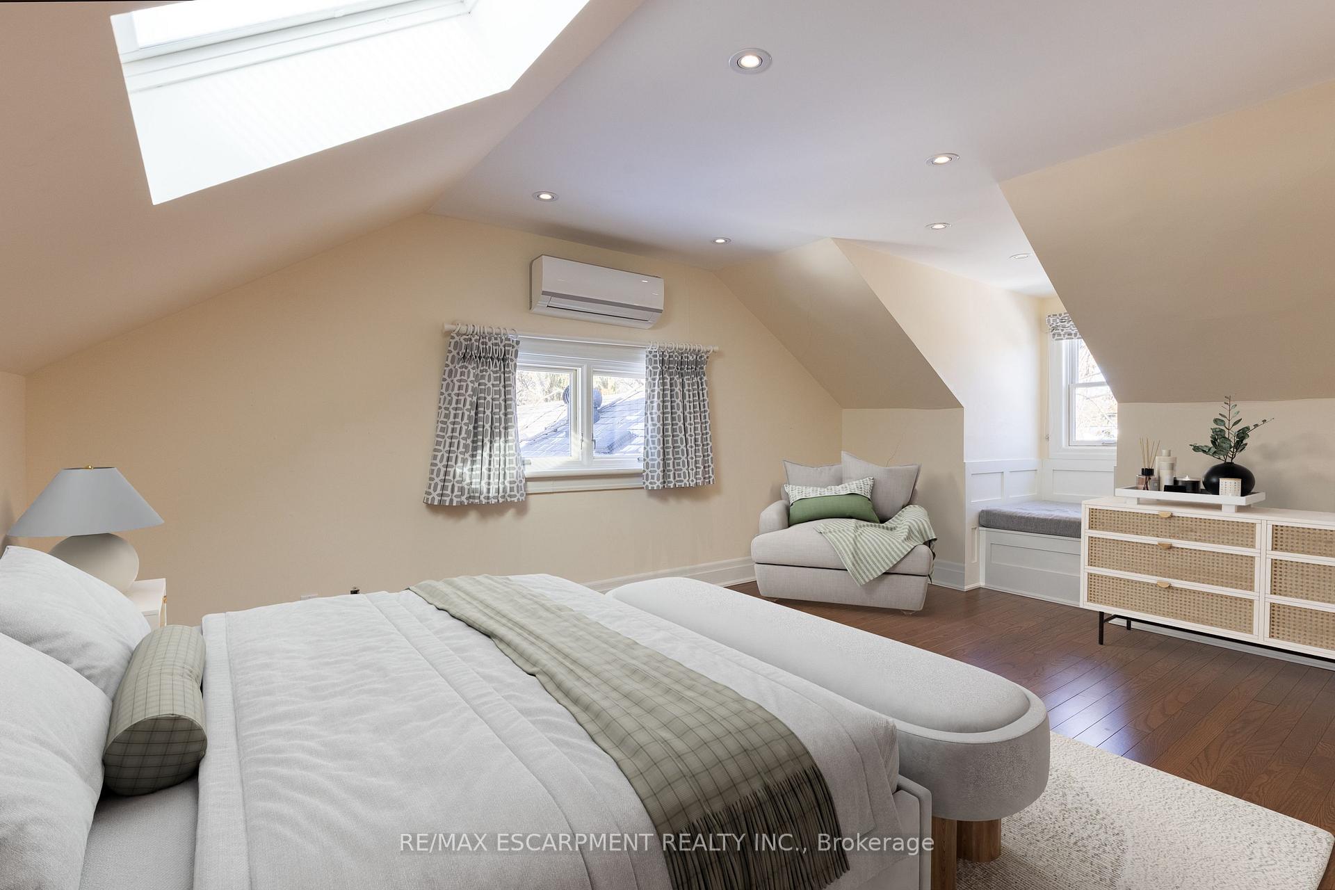 Photo 18 of 184 Chartwell Road, Oakville, Old Oakville — HOMEH
