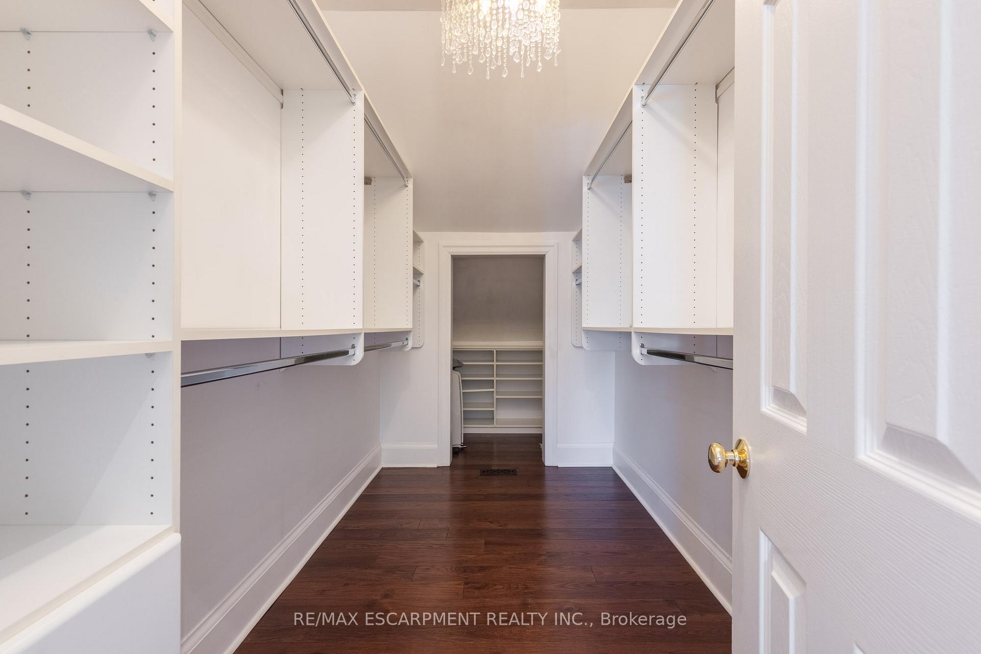Photo 17 of 184 Chartwell Road, Oakville, Old Oakville — HOMEH