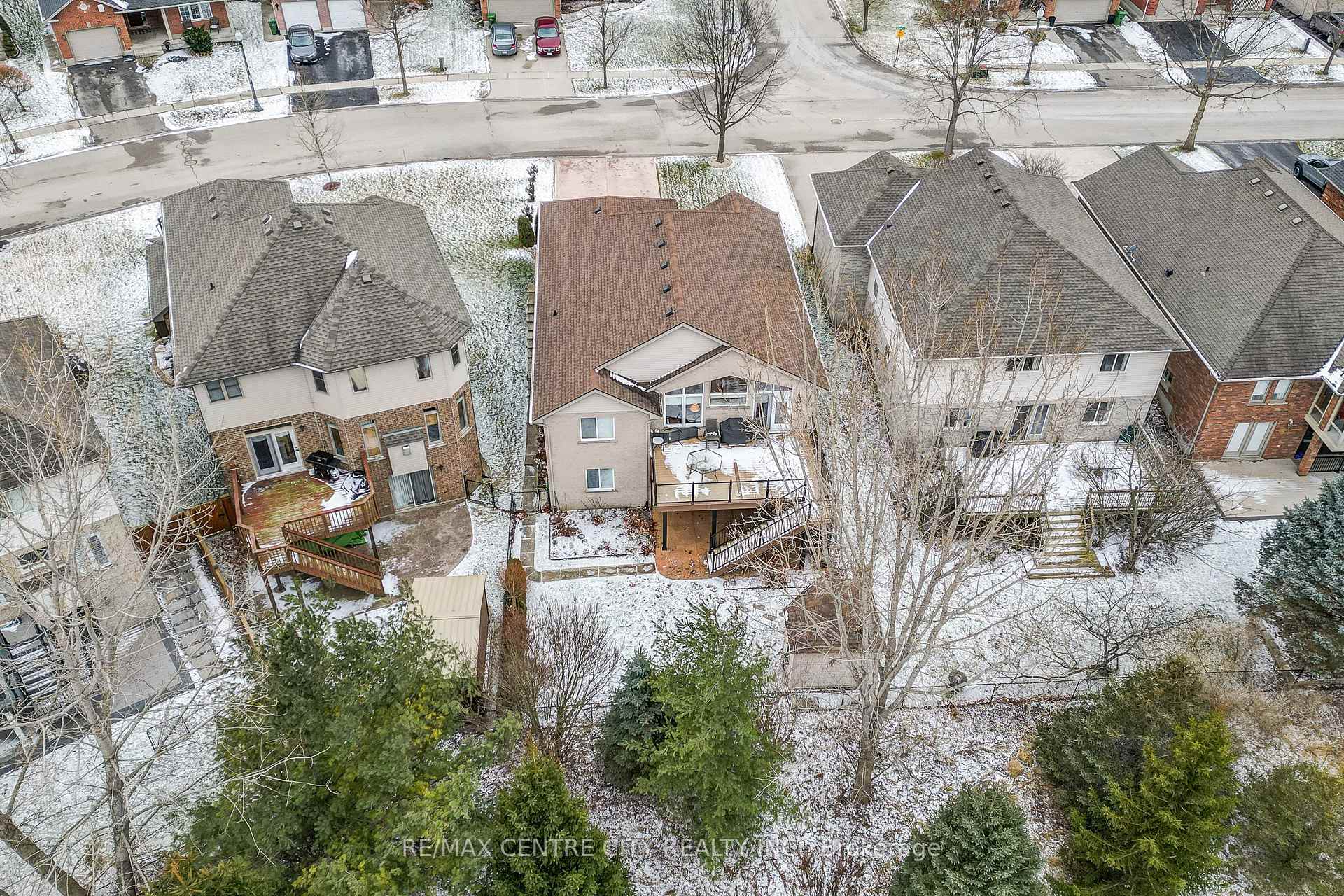 Photo 19 of 17 Hickory Lane, St. Thomas — HOMEH