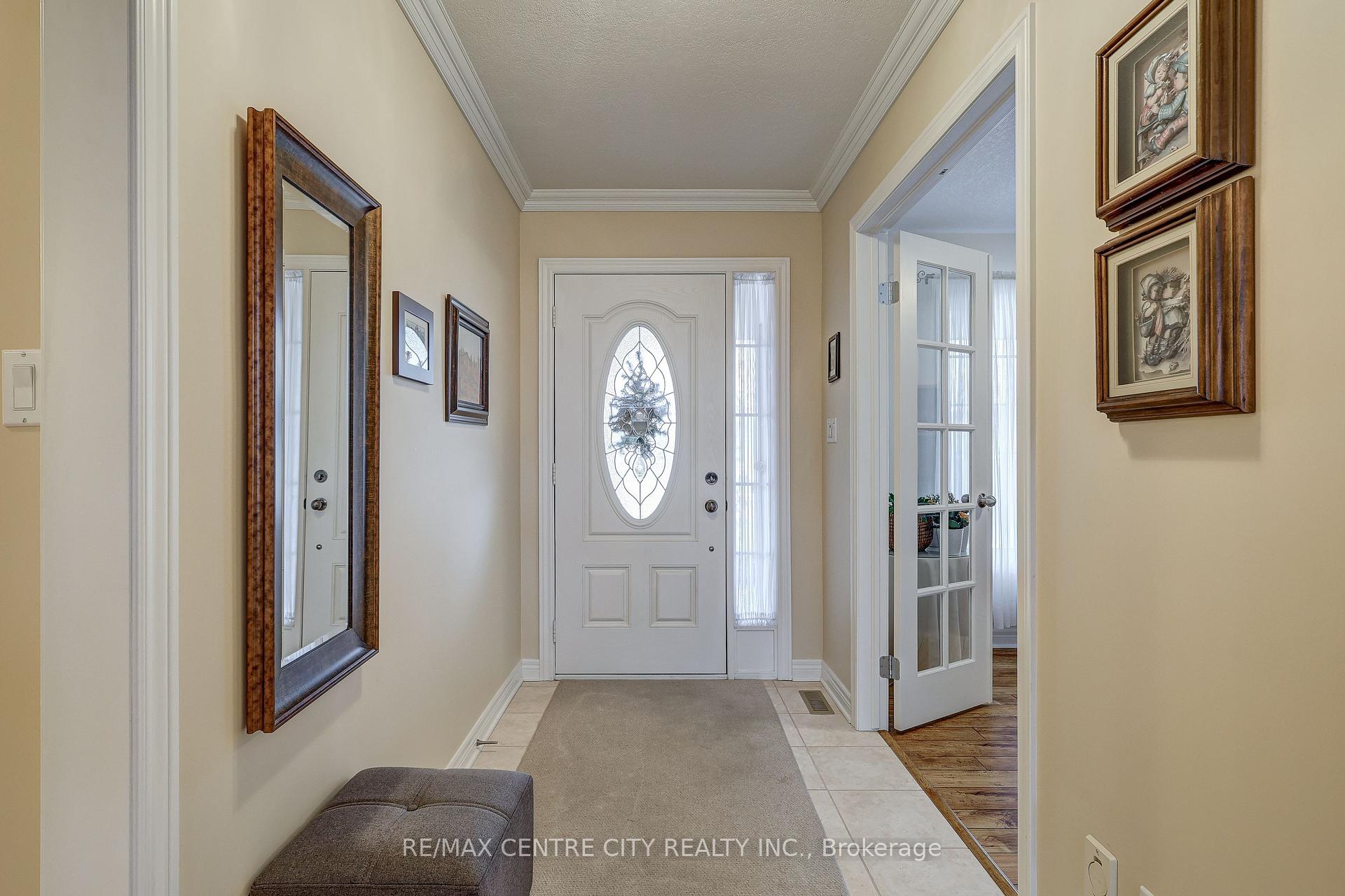 Photo 13 of 17 Hickory Lane, St. Thomas — HOMEH