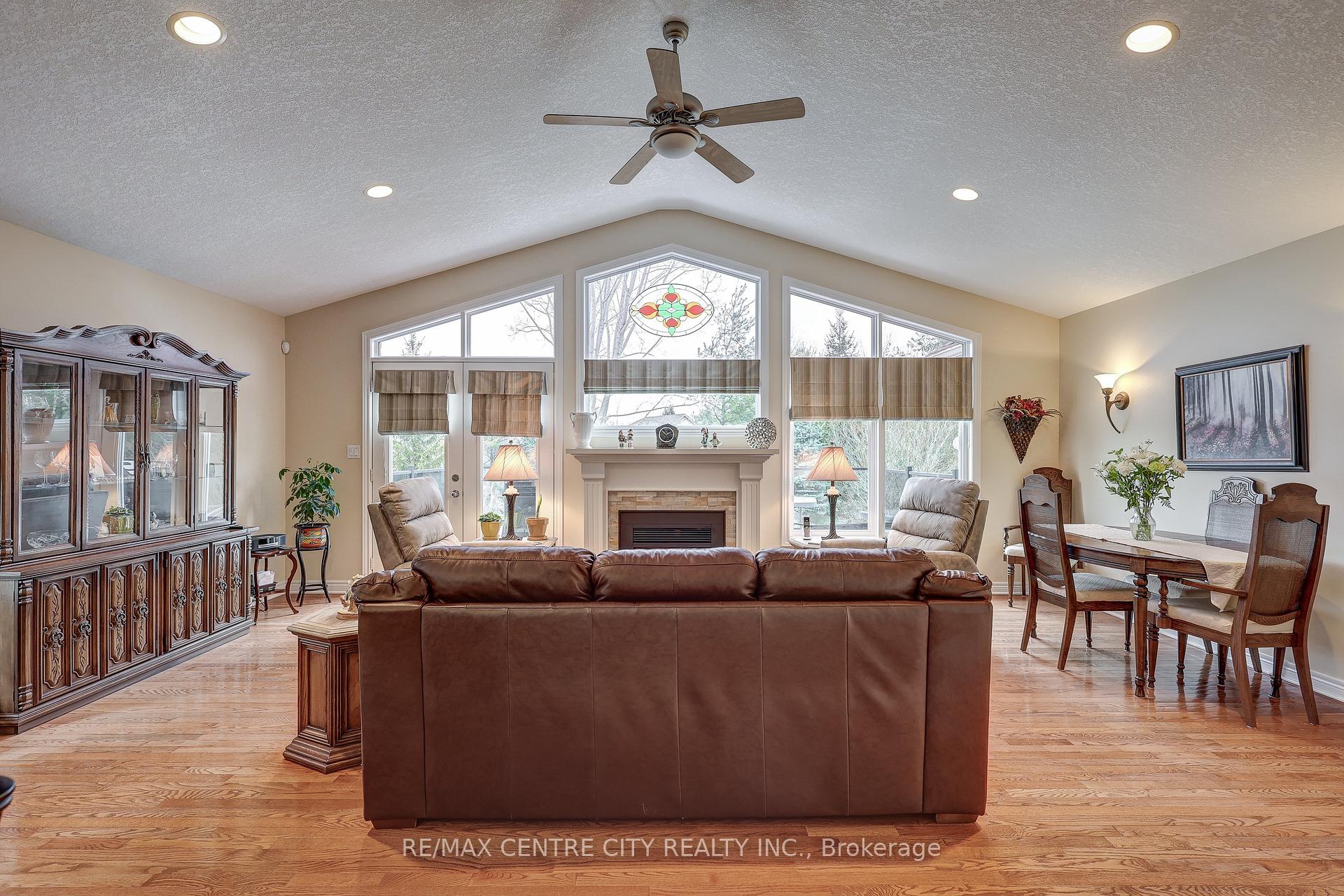 Photo 46 of 17 Hickory Lane, St. Thomas — HOMEH