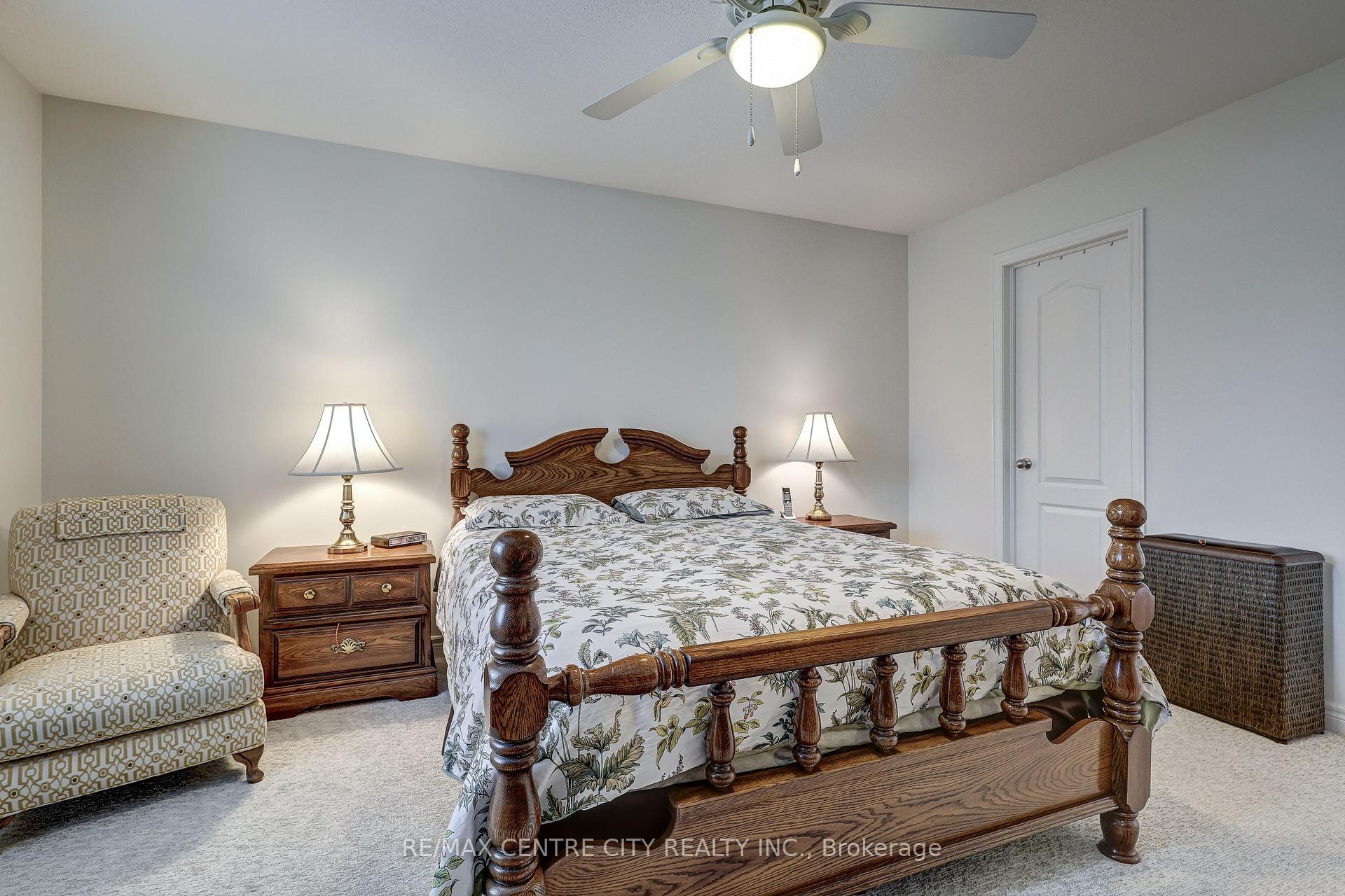 Photo 41 of 17 Hickory Lane, St. Thomas — HOMEH