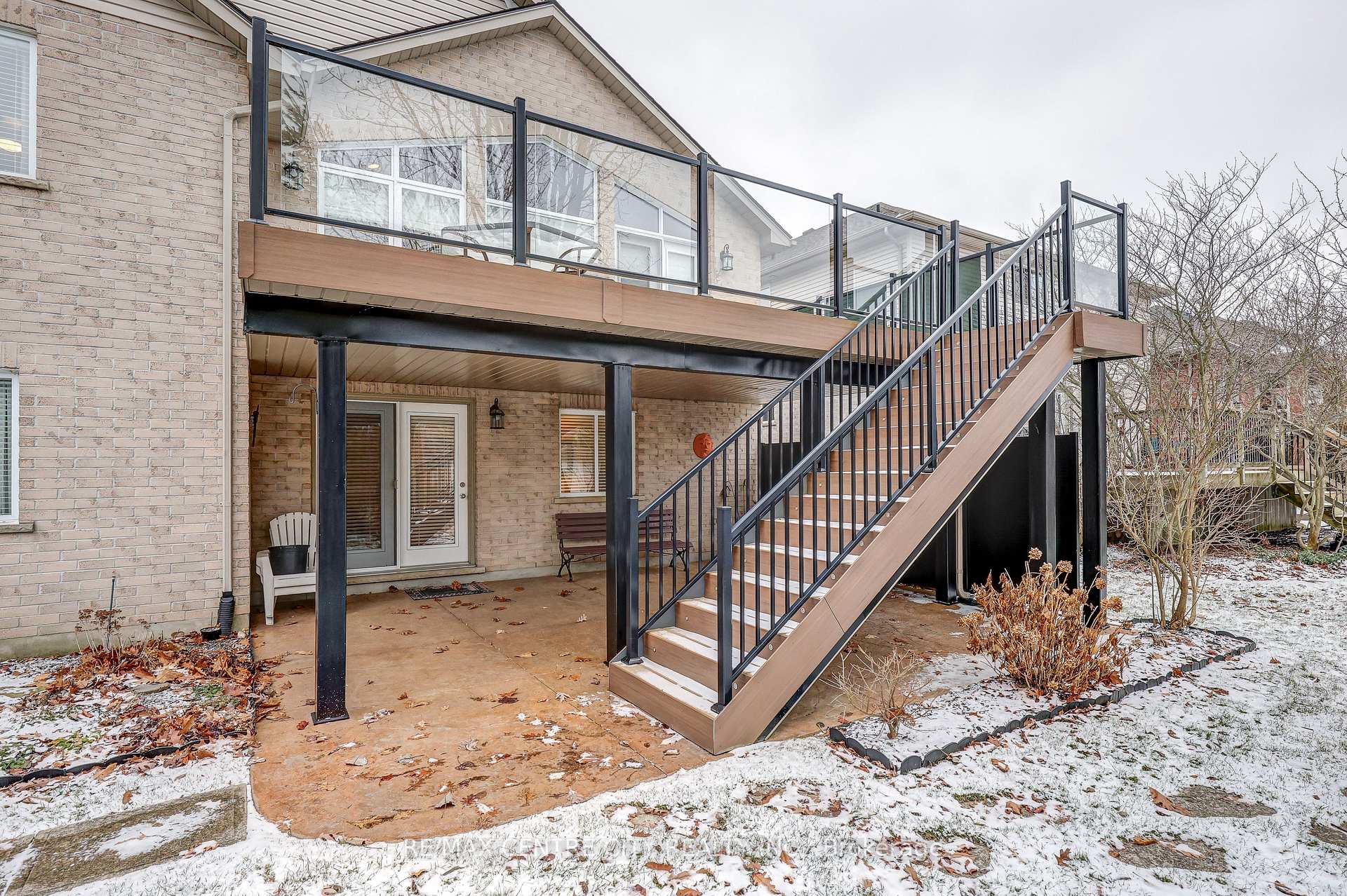 Photo 14 of 17 Hickory Lane, St. Thomas — HOMEH