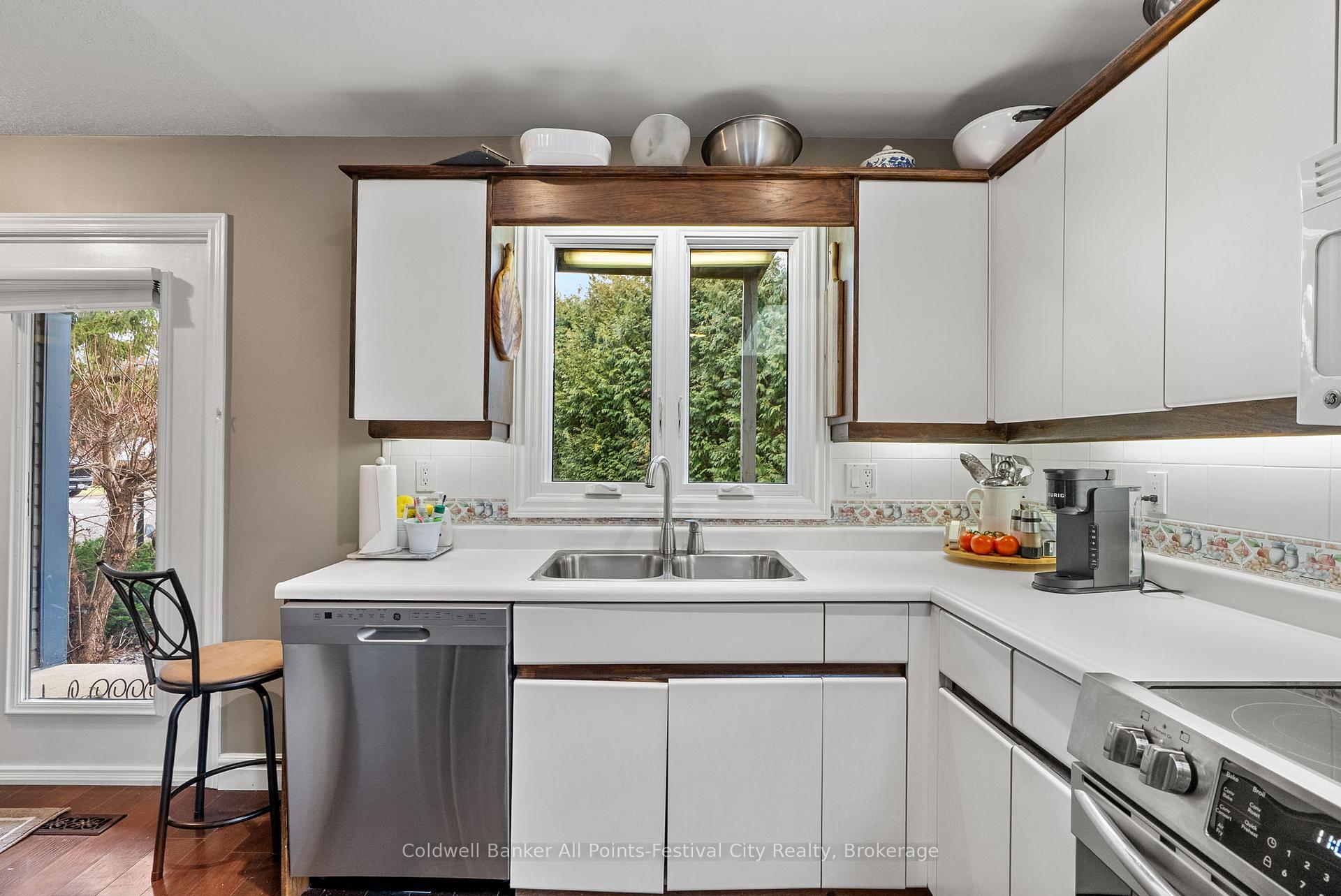 Photo 16 of 76582 Jowett's Grove Road, Bluewater, Bayfield — HOMEH