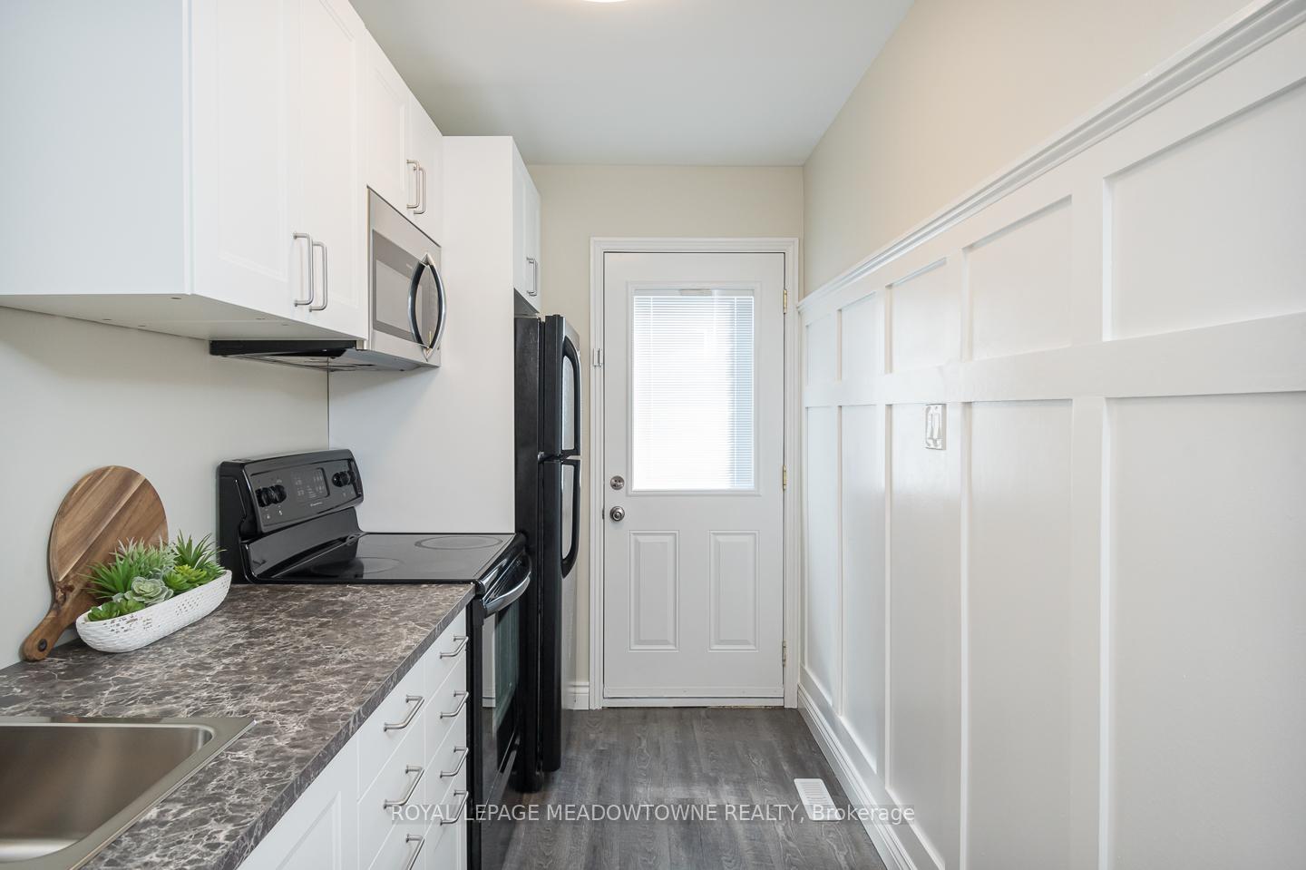 Photo 6 of Unit MAIN, 611 Beaver Court, Milton, Timberlea — HOMEH
