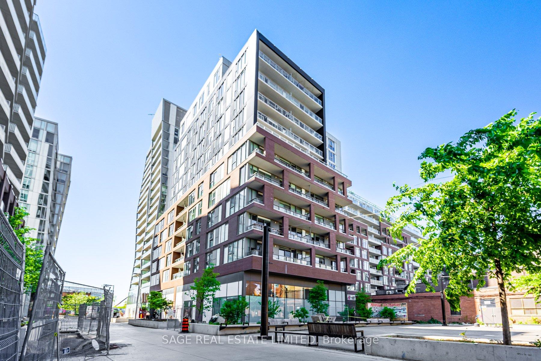 Front of Unit 1114, 30 Baseball Place
