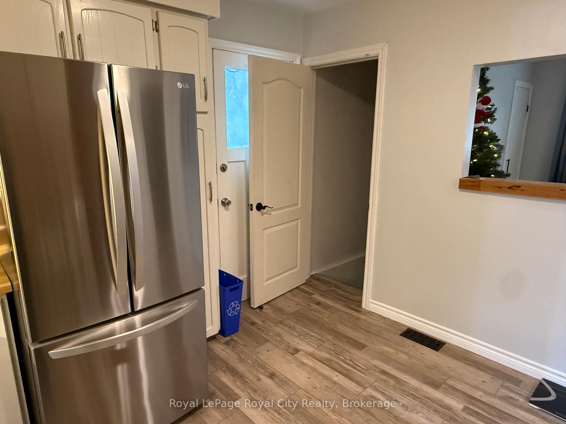 Photo 15 of Unit MAIN, 125 Grove Street, Guelph, St. George's — HOMEH