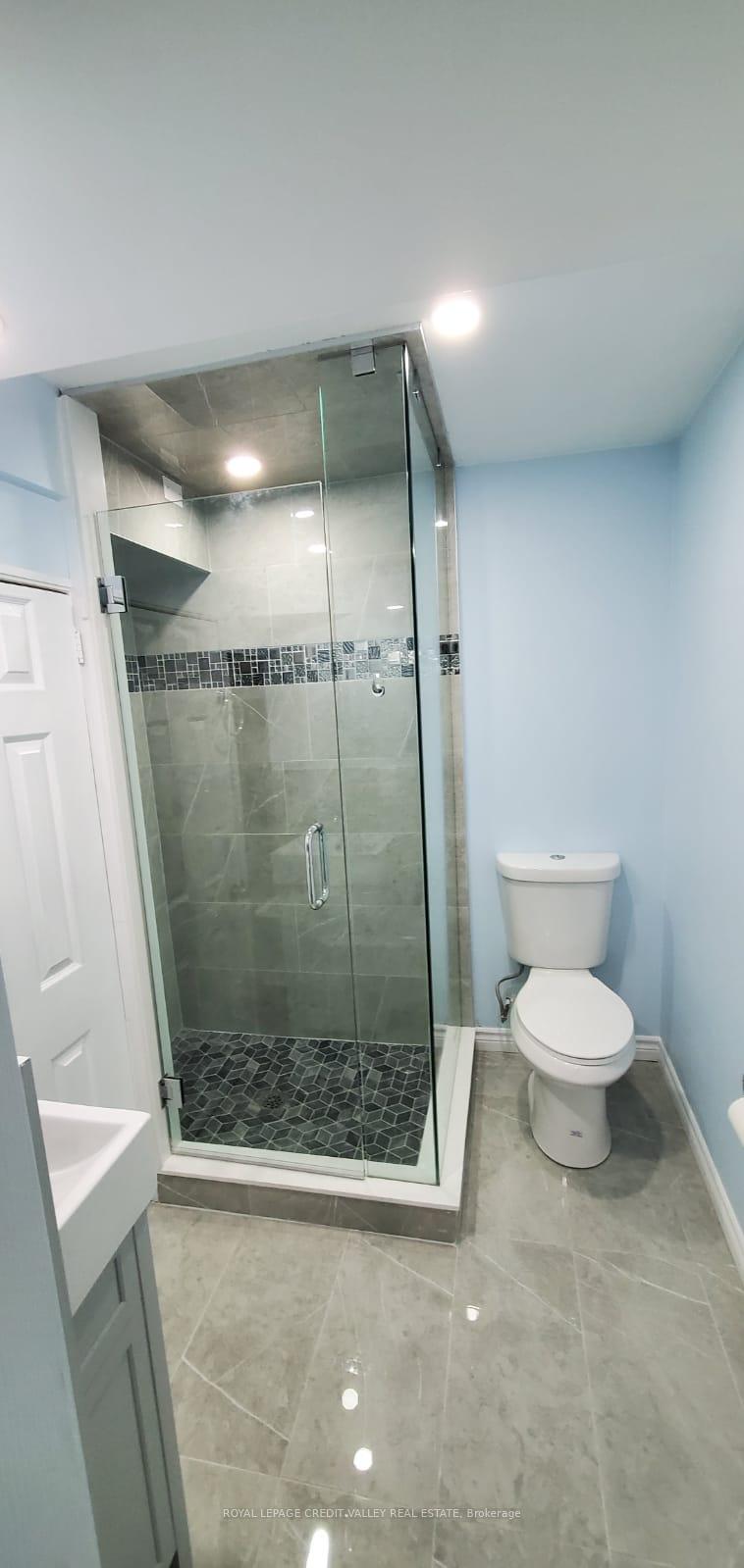Photo 10 of 53 Carrington (Bsmt) Place, Guelph, Kortright West — HOMEH