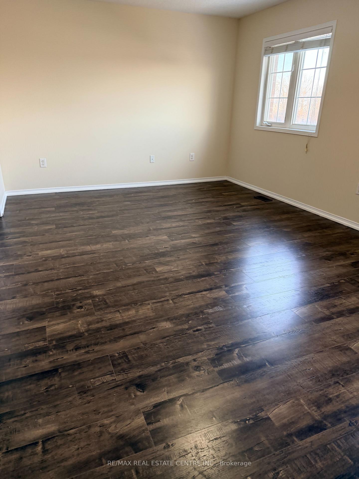 Photo 3 of Unit 44, 745 Farmstead Drive, Milton, Willmott — HOMEH