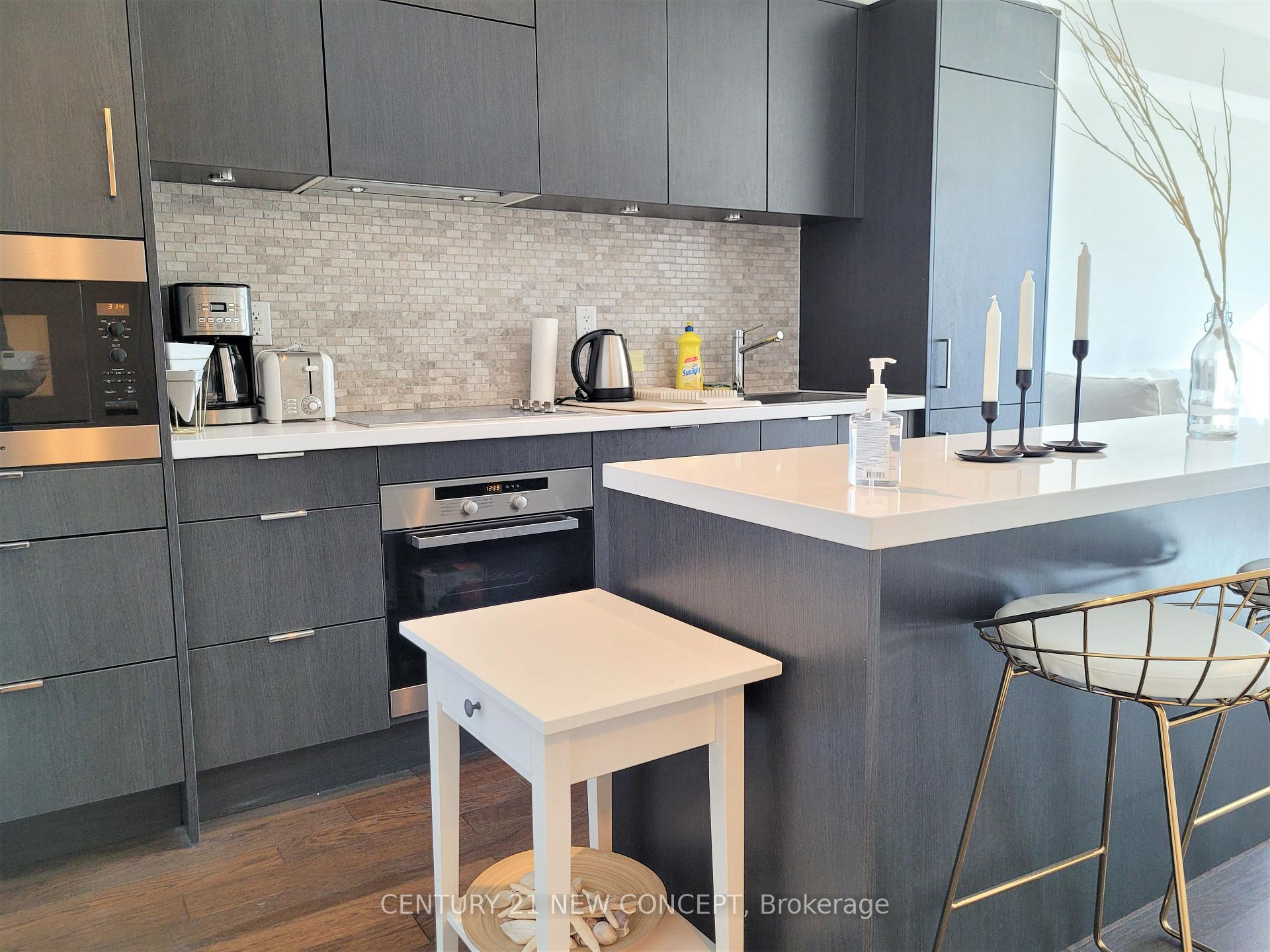 Photo 2 of Unit 2210, 21 Widmer Street, Toronto, Waterfront Communities — HOMEH