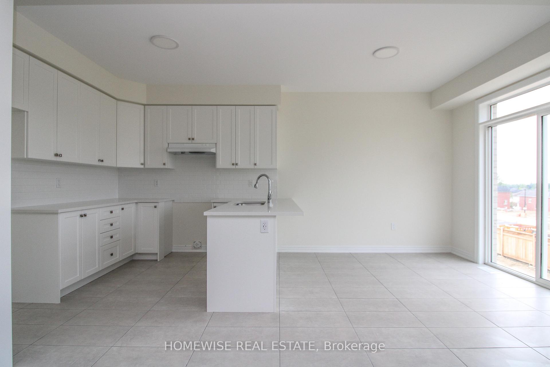 Photo 4 of 235 Ash Street, Scugog, Port Perry — HOMEH