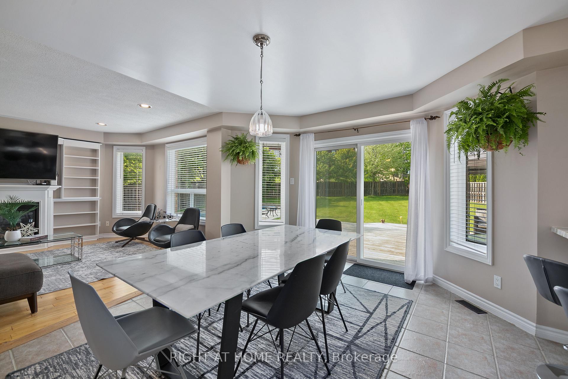 Photo 12 of 30 Ruffet Drive, Barrie, Edgehill Drive — HOMEH