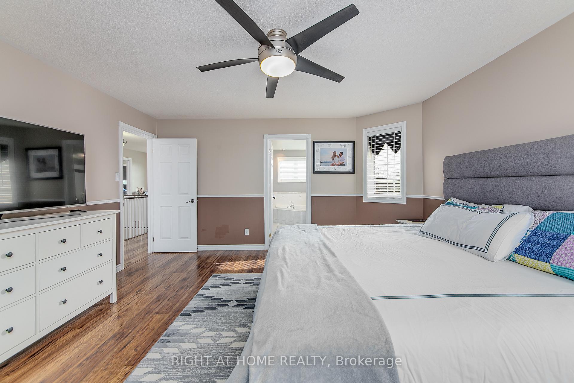 Photo 20 of 30 Ruffet Drive, Barrie, Edgehill Drive — HOMEH