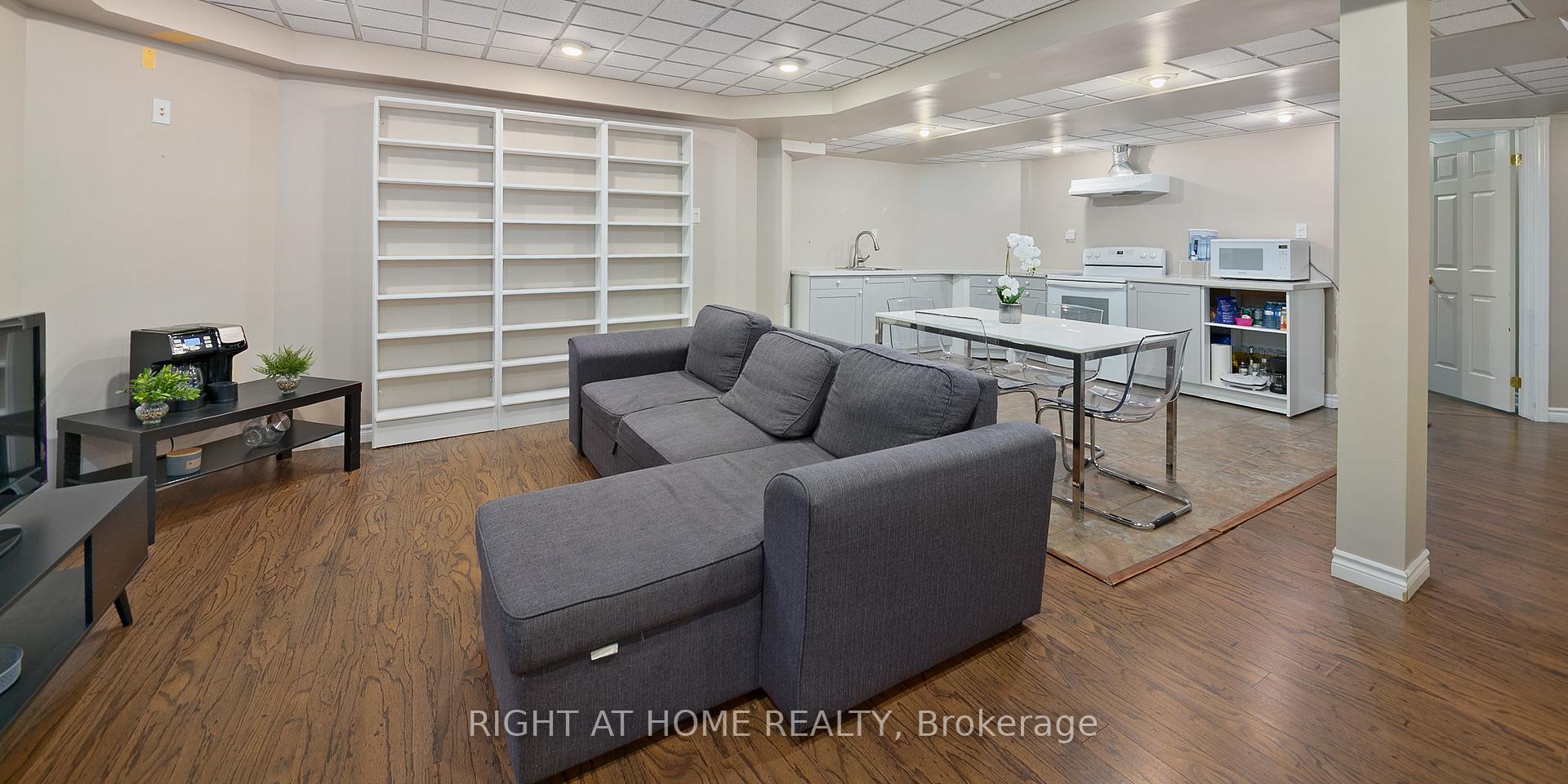 Photo 25 of 30 Ruffet Drive, Barrie, Edgehill Drive — HOMEH