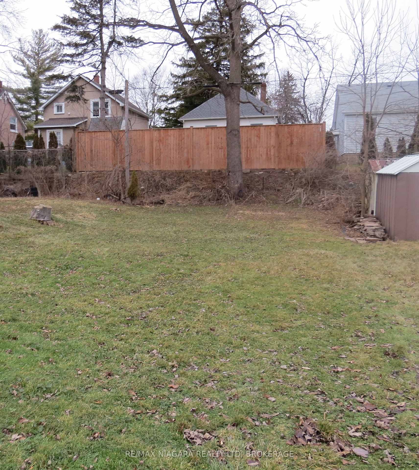 Photo 5 of 52 Mccormick Street, Welland, Prince Charles — HOMEH