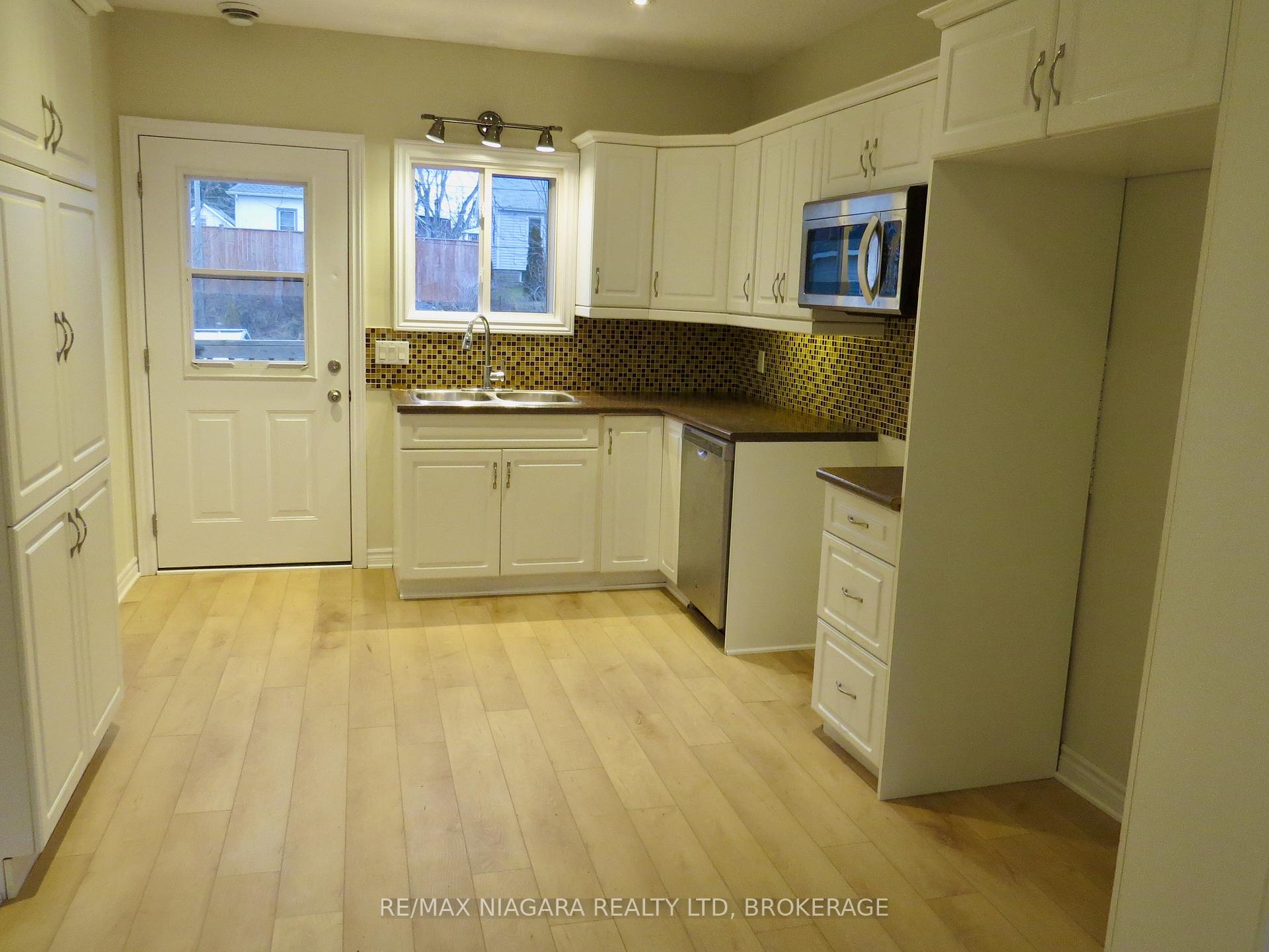 Photo 2 of 52 Mccormick Street, Welland, Prince Charles — HOMEH